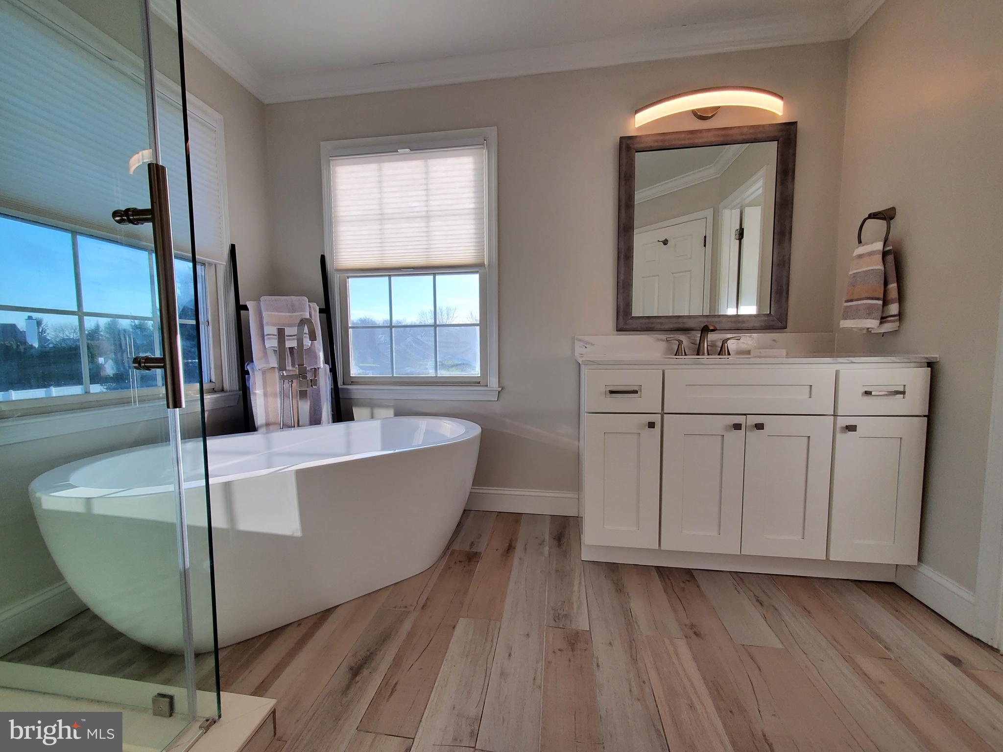 NORTHAMPTON CROSSG - Residential