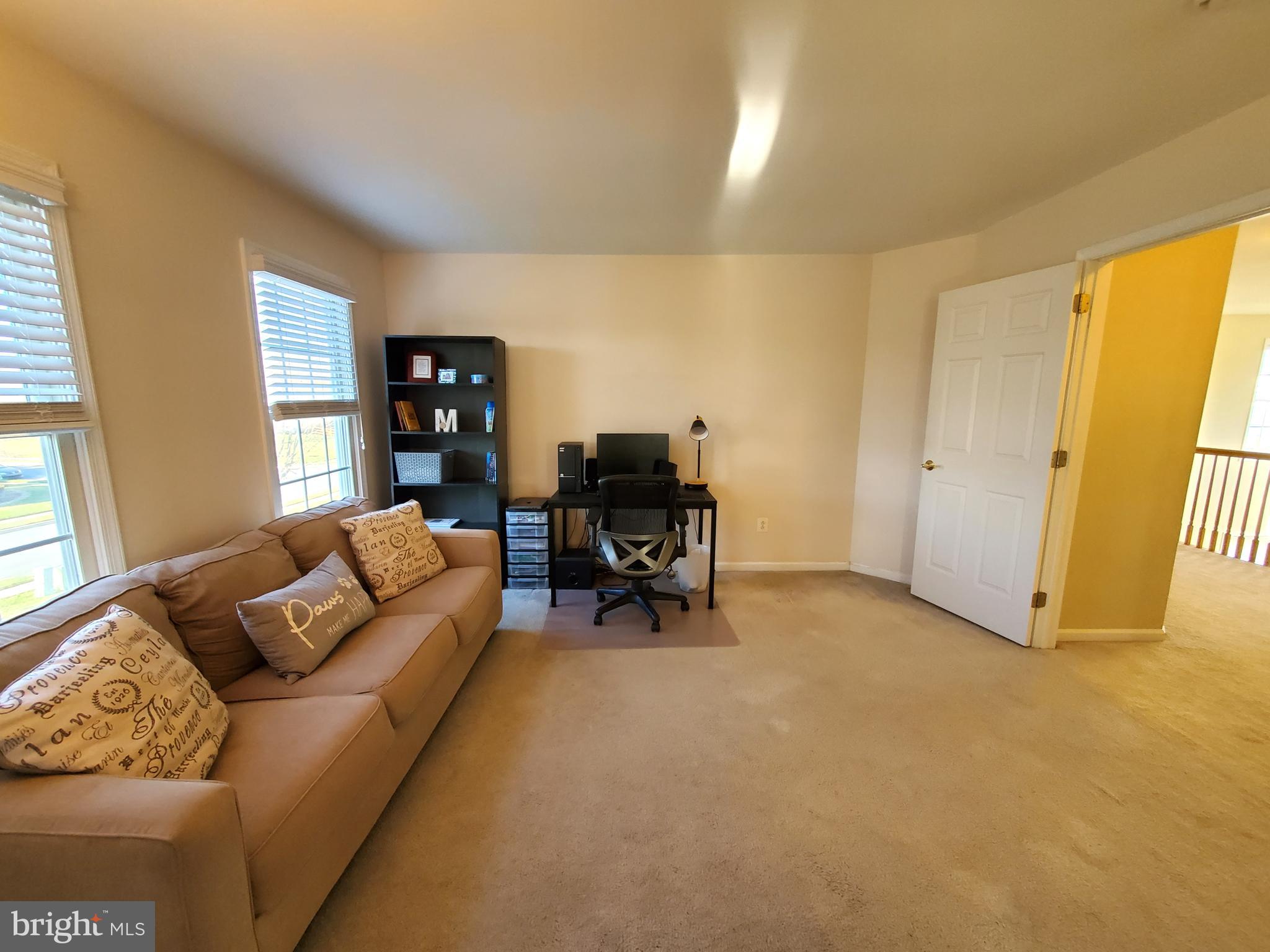 NORTHAMPTON CROSSG - Residential