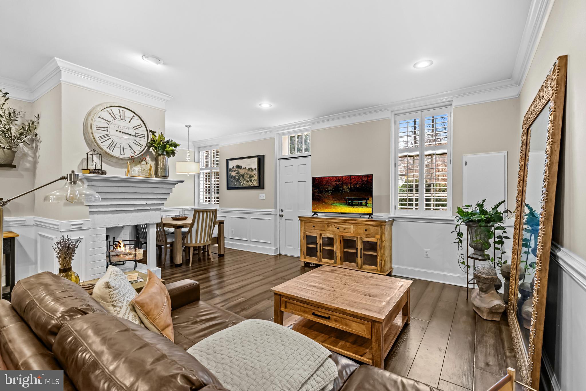 MARY WASHINGTON SQUARE - Residential