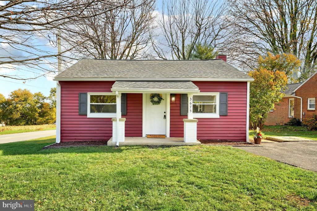 Photo of 3675 Horizon Drive, LANCASTER, PA 17601 (MLS # PALA2079920)
