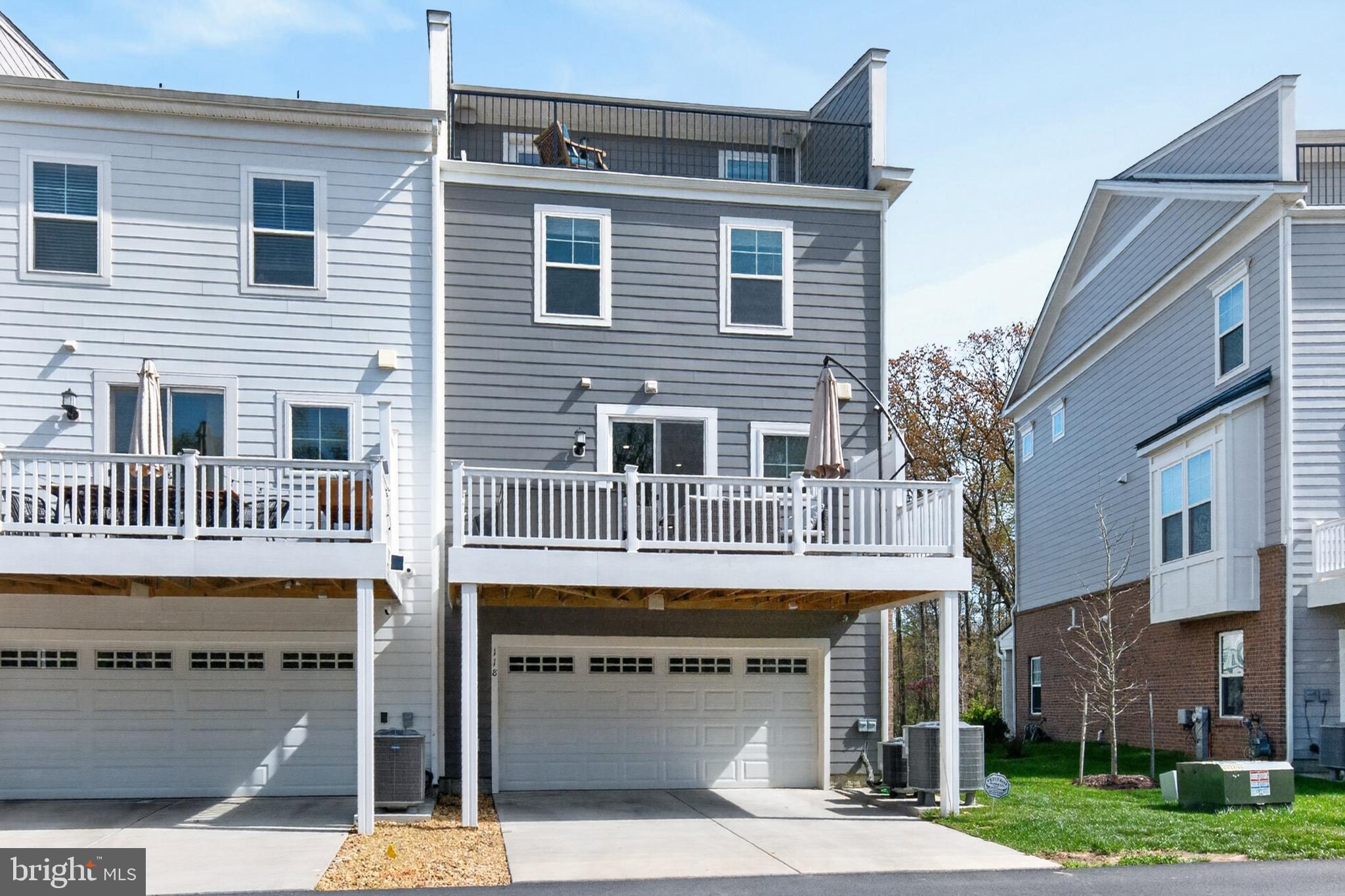 PARKSIDE PRESERVE - Residential