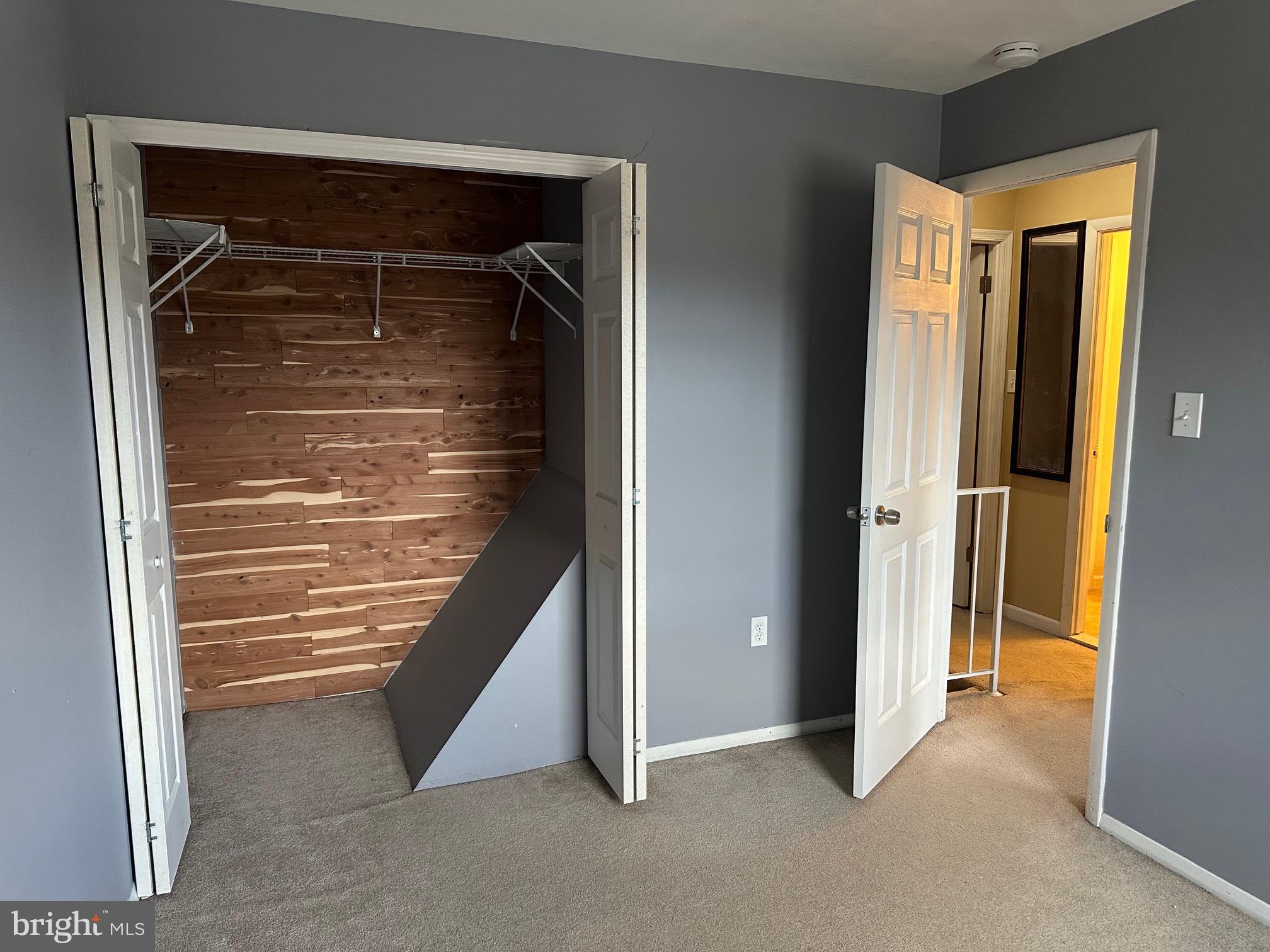 DREXEL WOODS - Residential