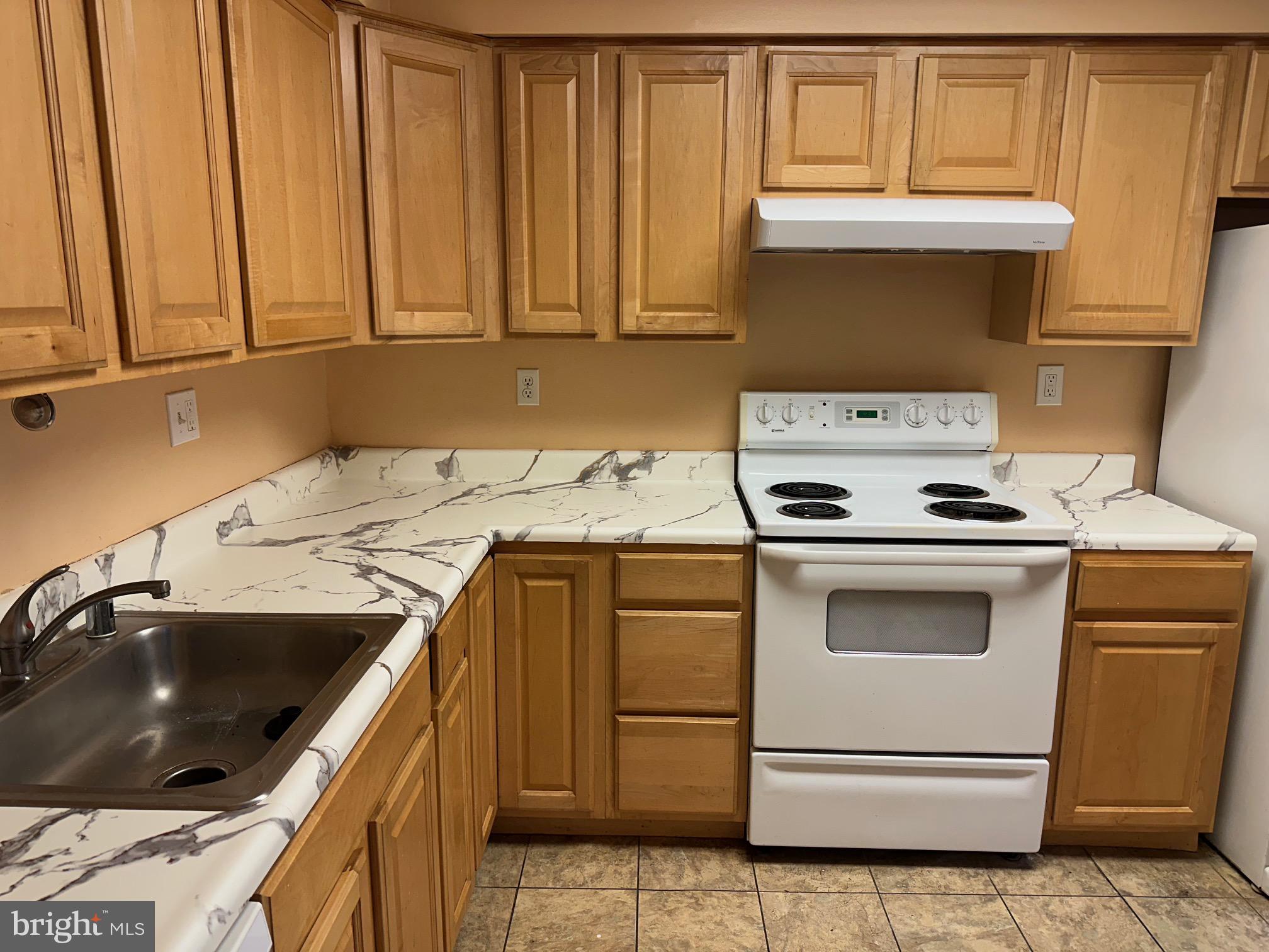 DREXEL WOODS - Residential