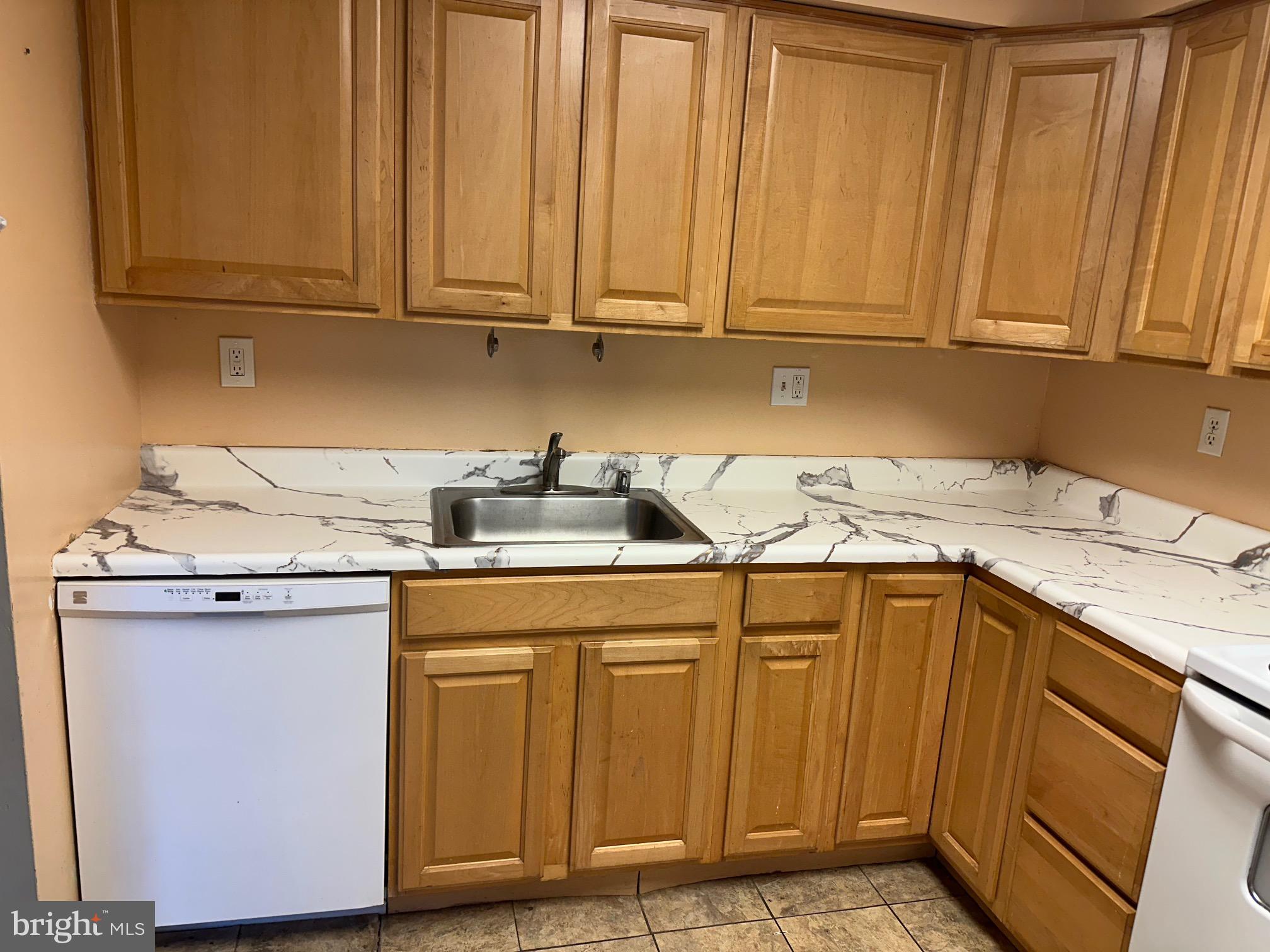 DREXEL WOODS - Residential