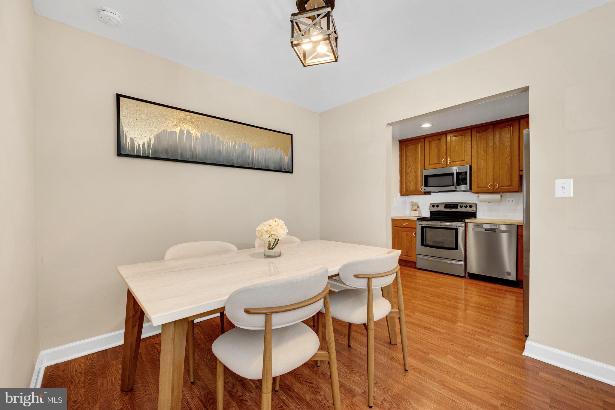 9070 MOONSHINE HOLLOW B