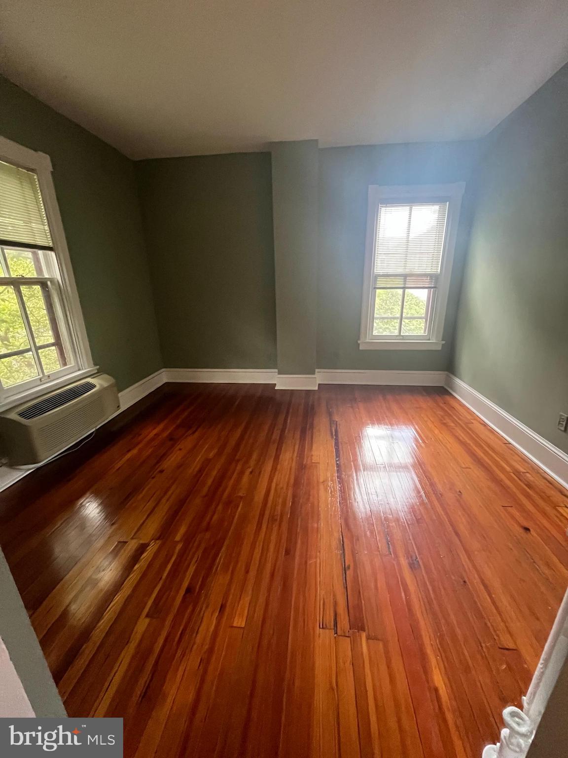 FARNEY - Residential Lease