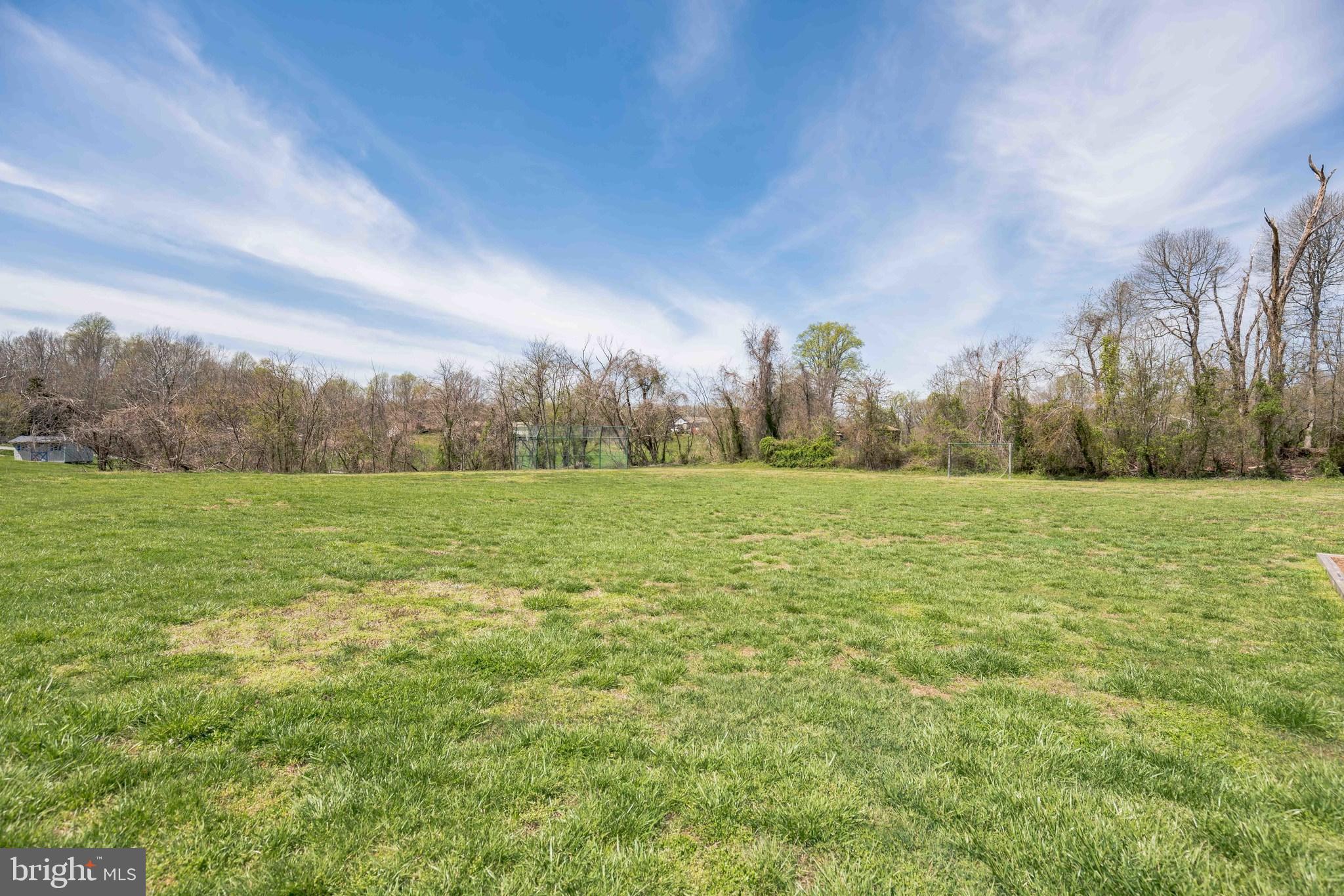 PEACH BLOSSOM FARM - Residential