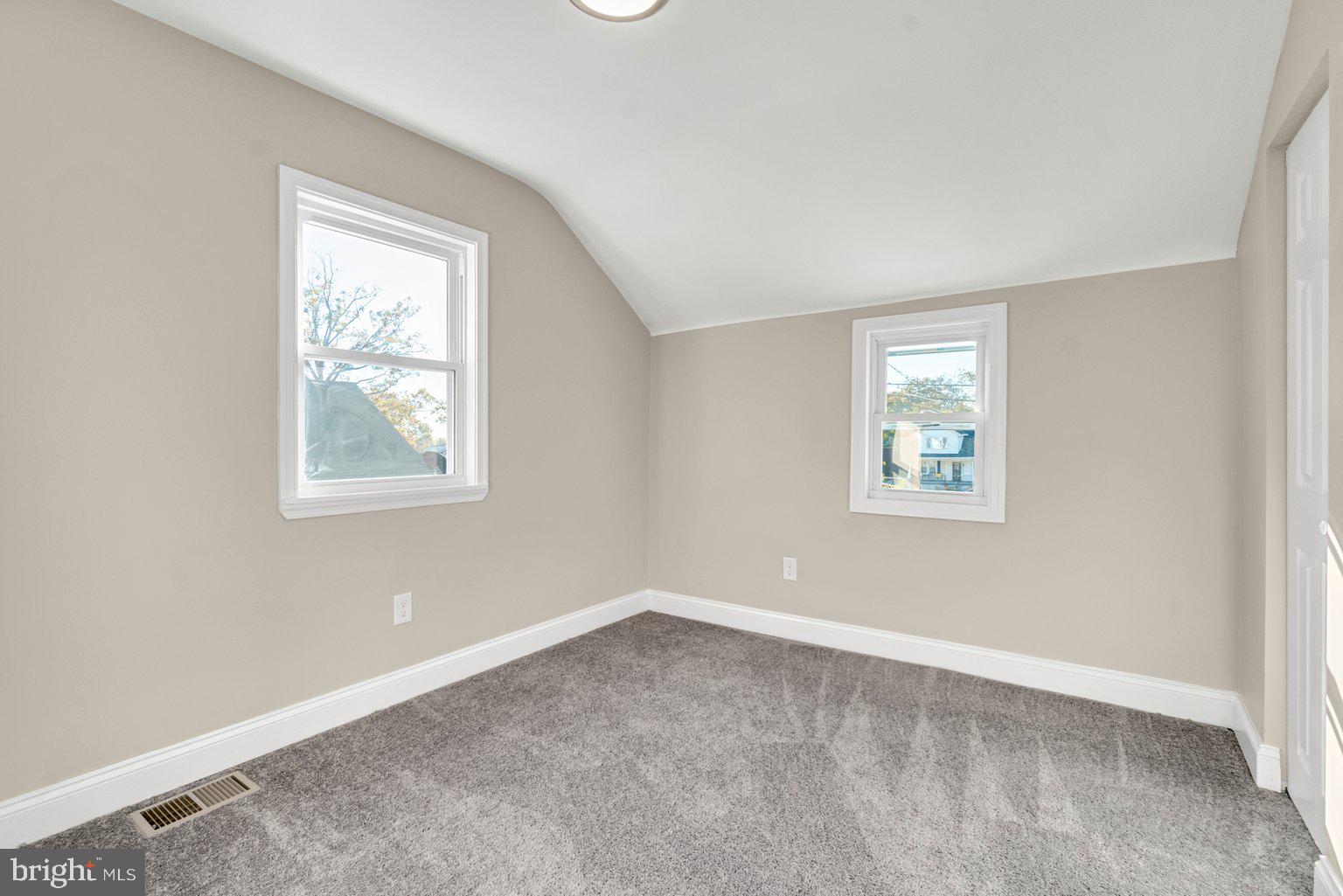 GREENSPRING - Residential