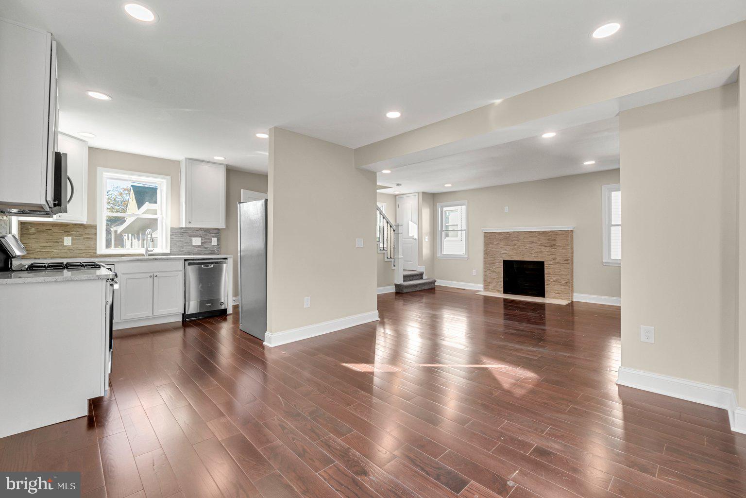 GREENSPRING - Residential