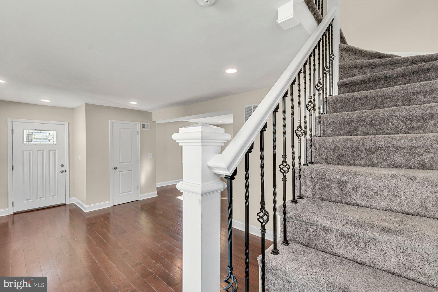 GREENSPRING - Residential