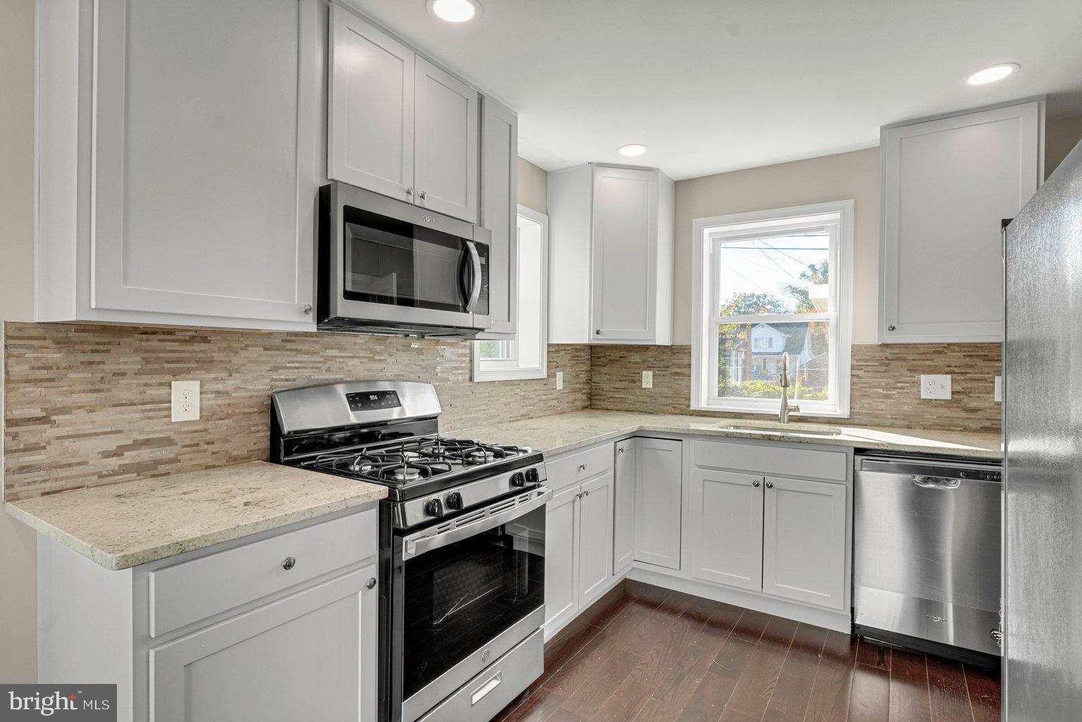 GREENSPRING - Residential