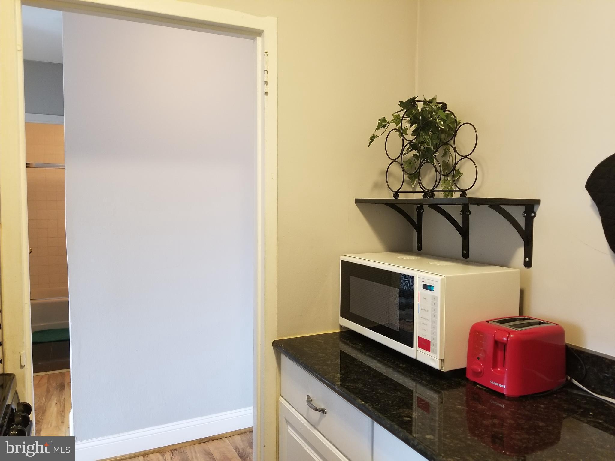 RIVER PLACE NORTH - Residential Lease