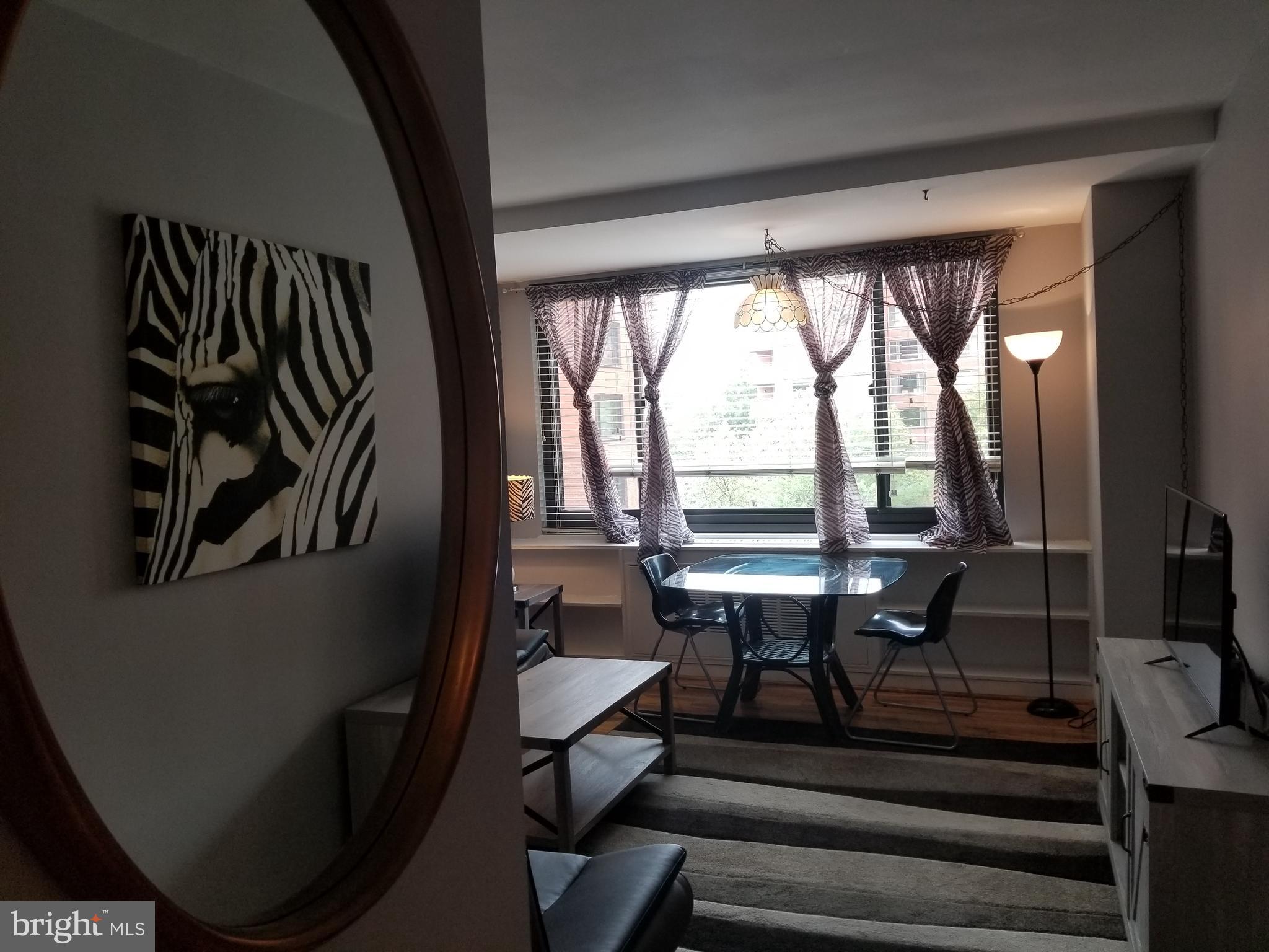 RIVER PLACE NORTH - Residential Lease