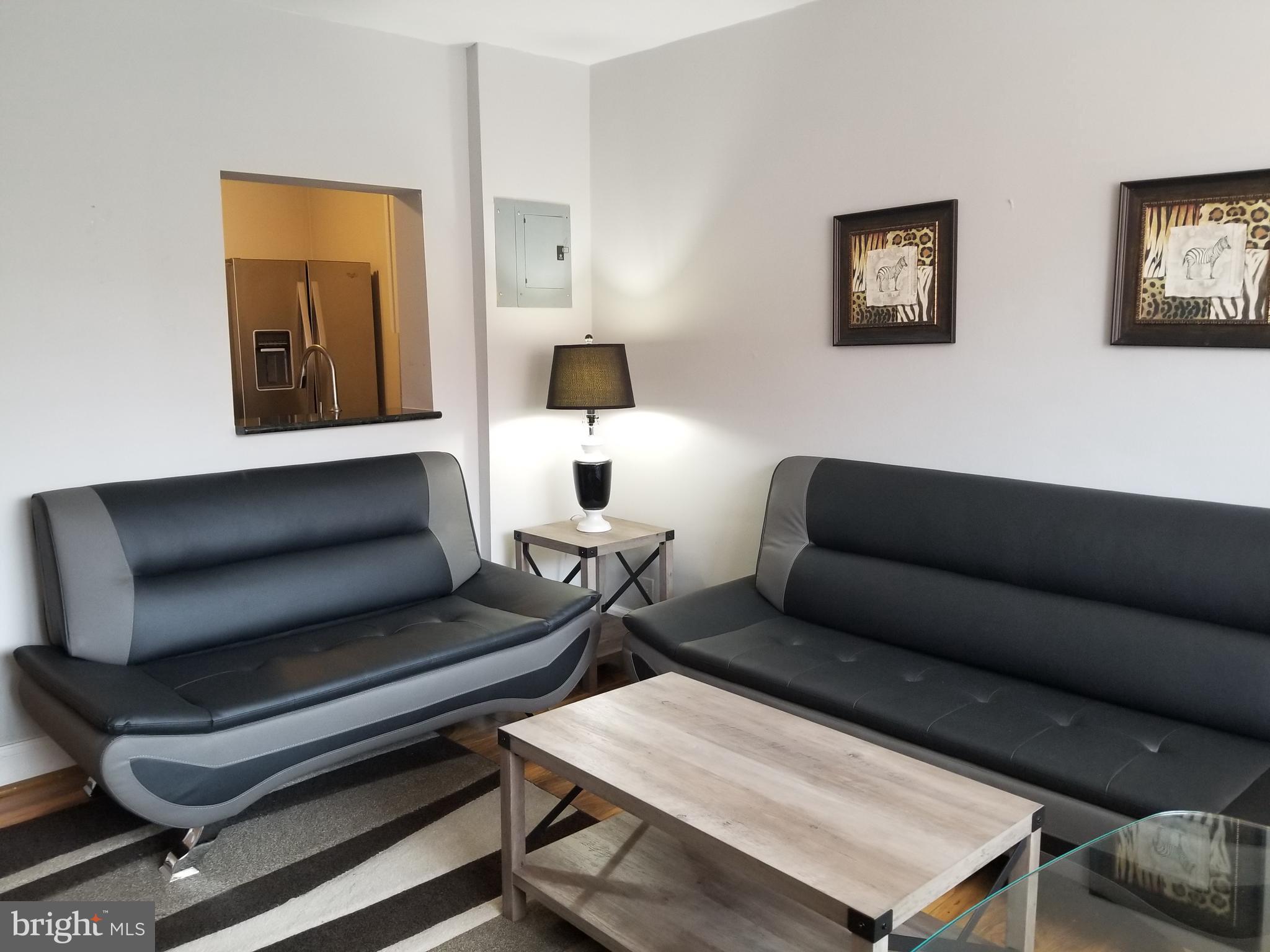 RIVER PLACE NORTH - Residential Lease