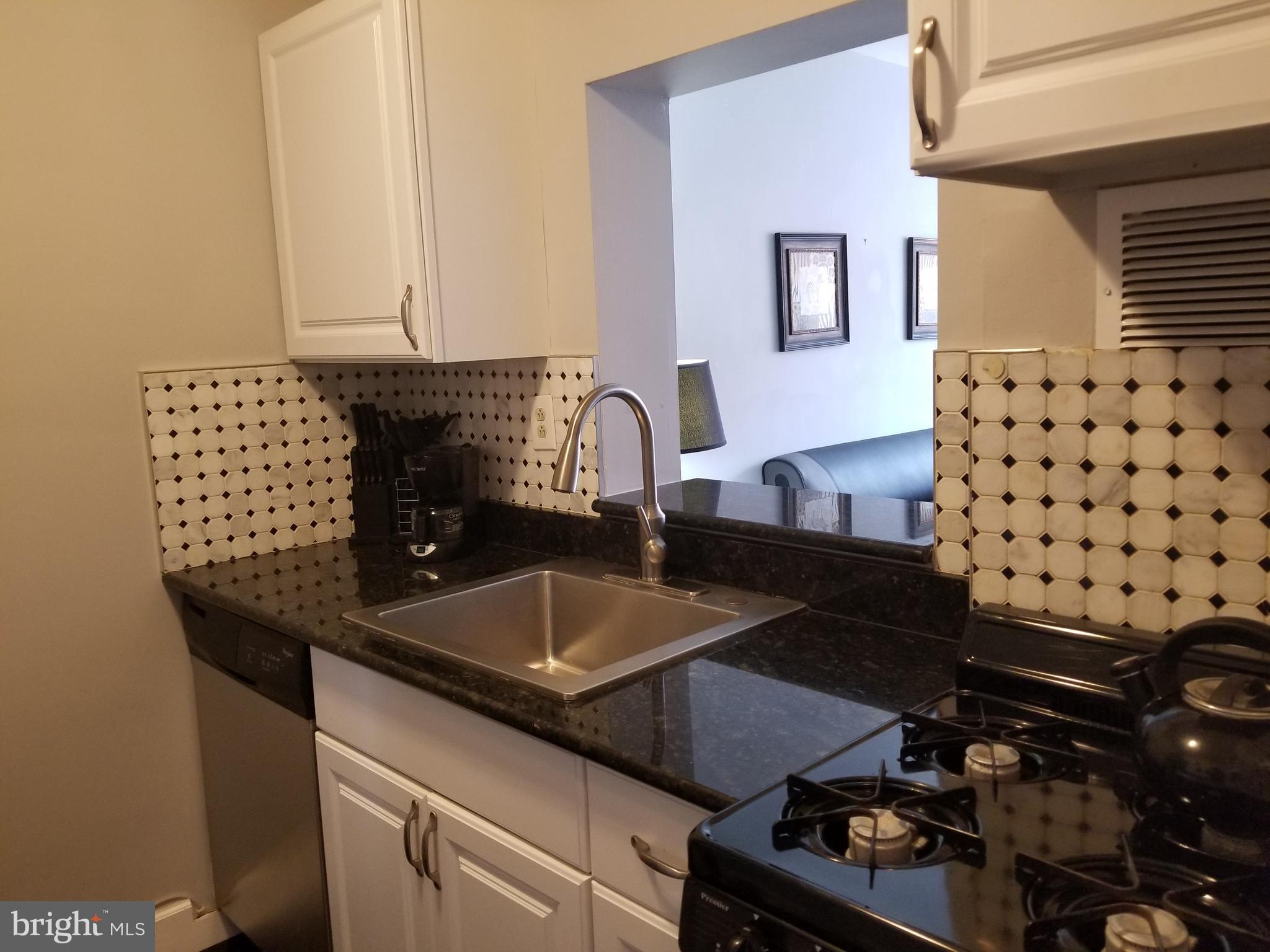 1021 ARLINGTON BOULEVARD 904