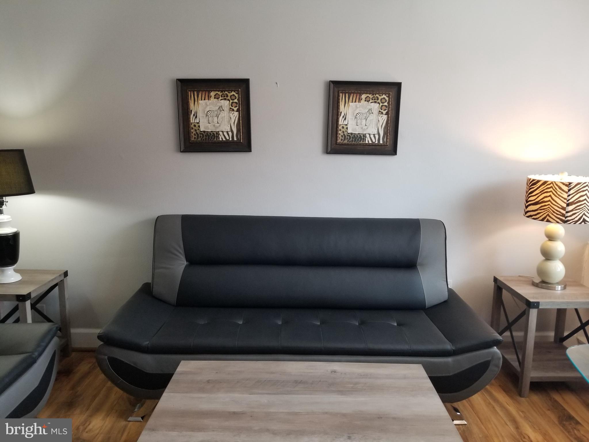 RIVER PLACE NORTH - Residential Lease