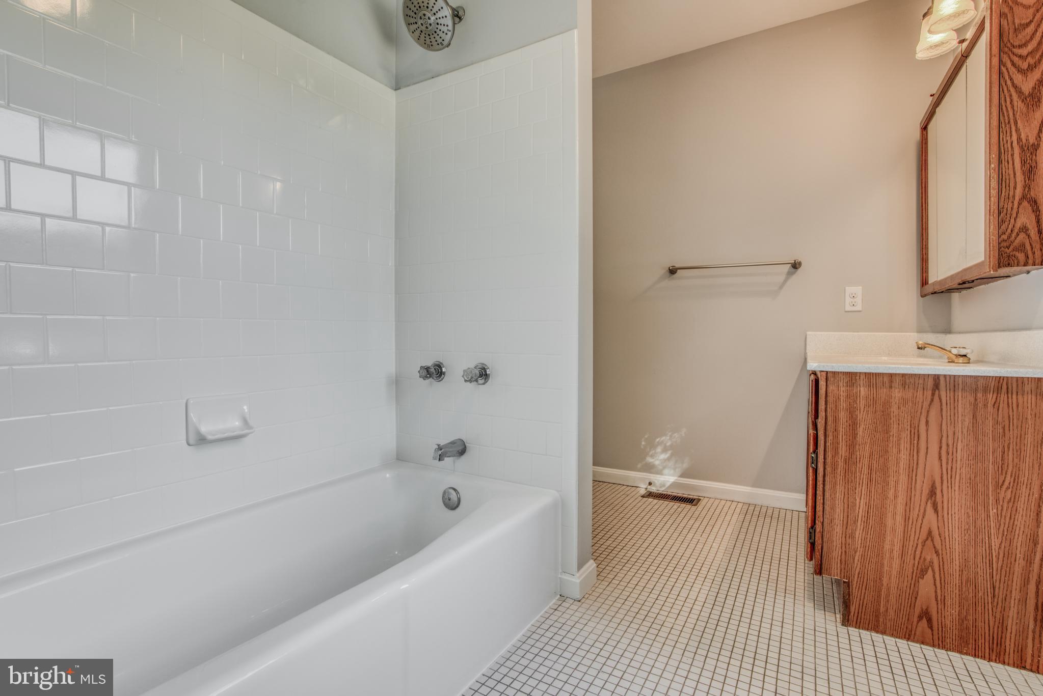 OAK RIDGE - Residential