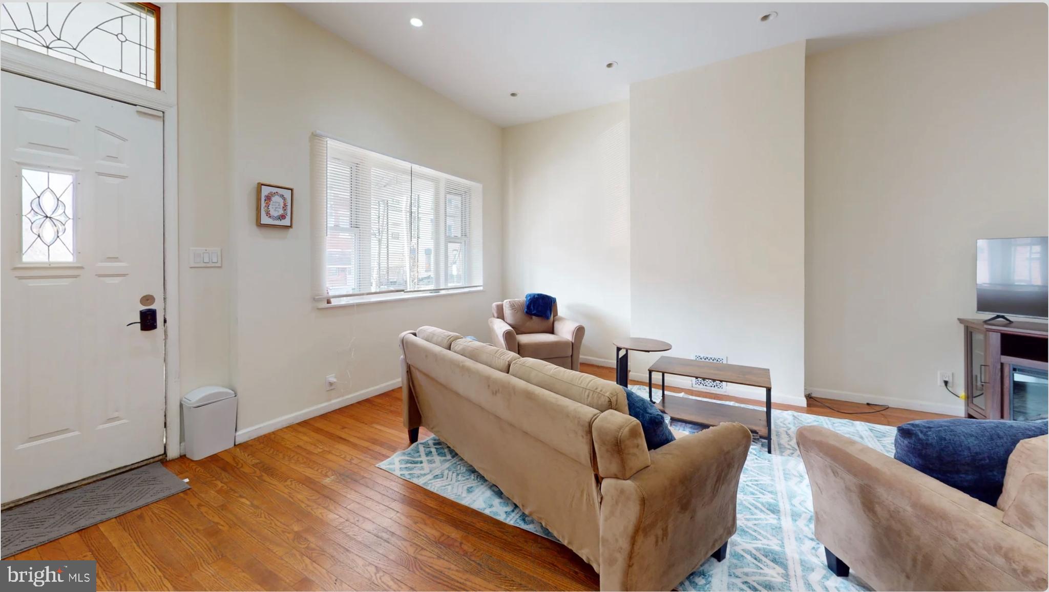 3215 HAVERFORD AVENUE