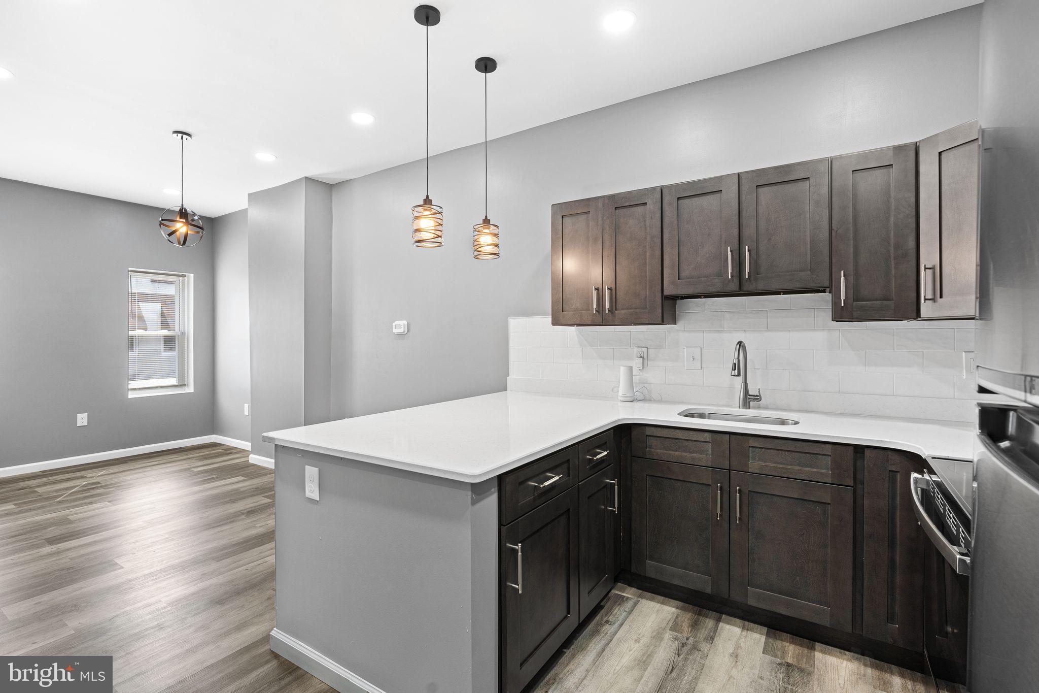 PHILADELPHIA (NORTH) - Residential Lease