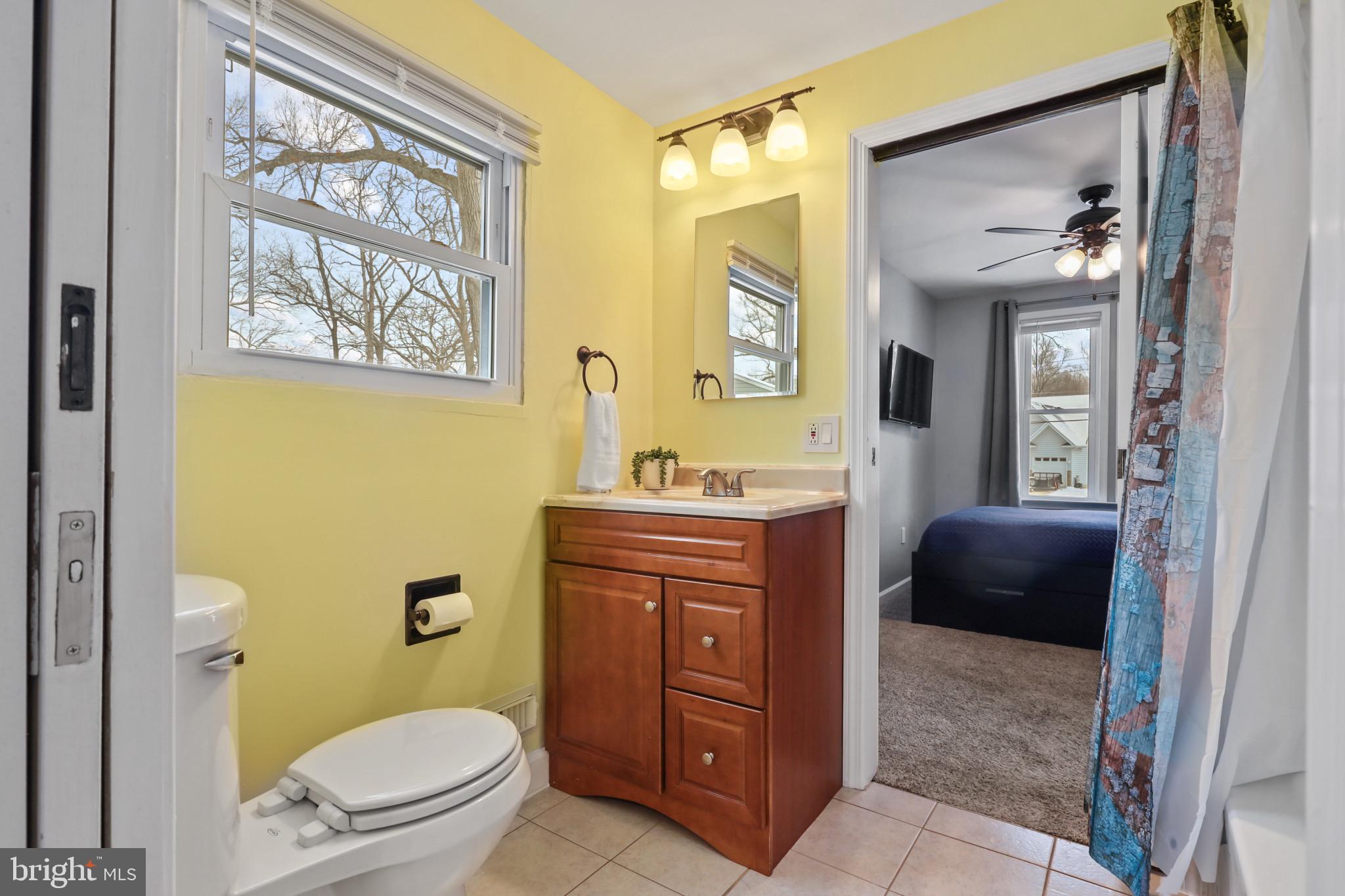 TWIN OAKS - Residential