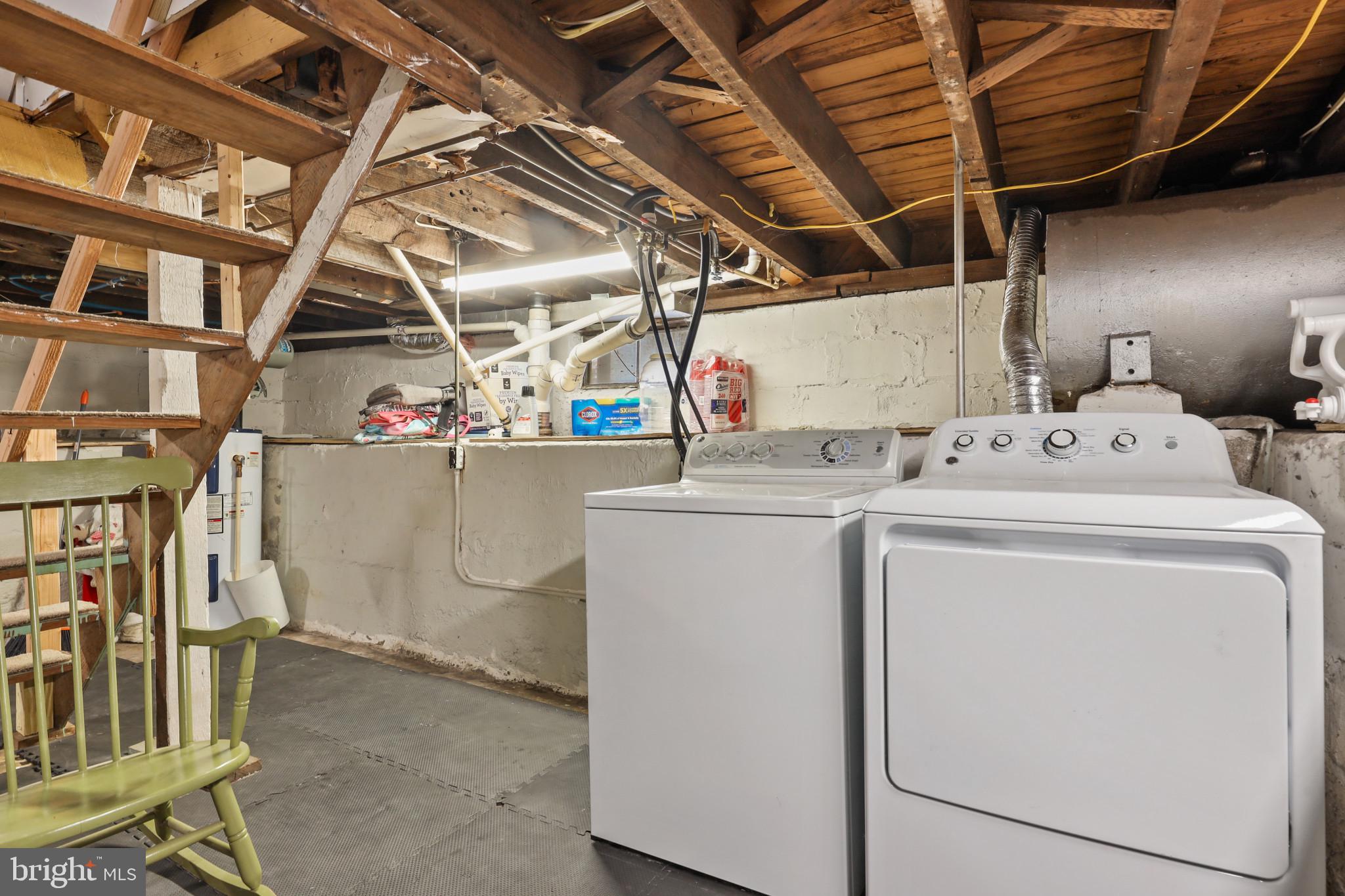 TWIN OAKS - Residential