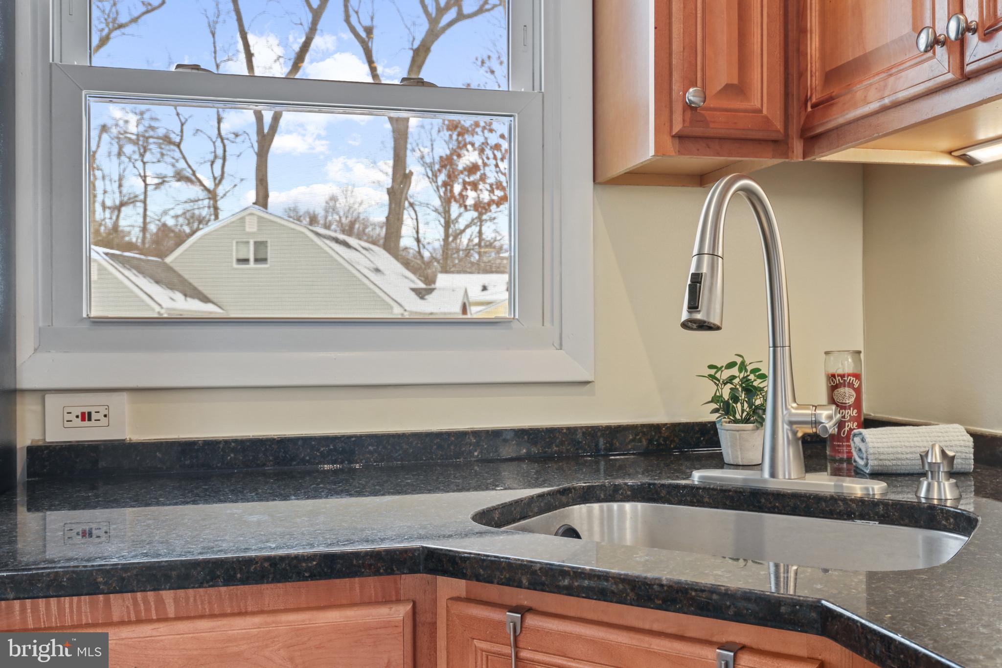 TWIN OAKS - Residential