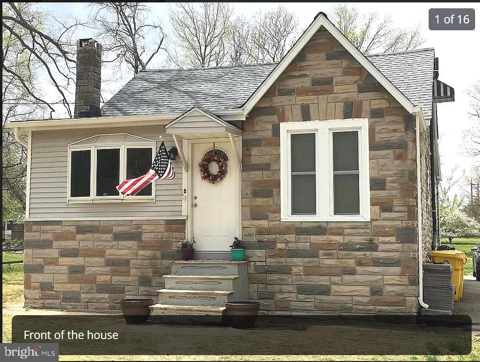 TWIN OAKS - Residential