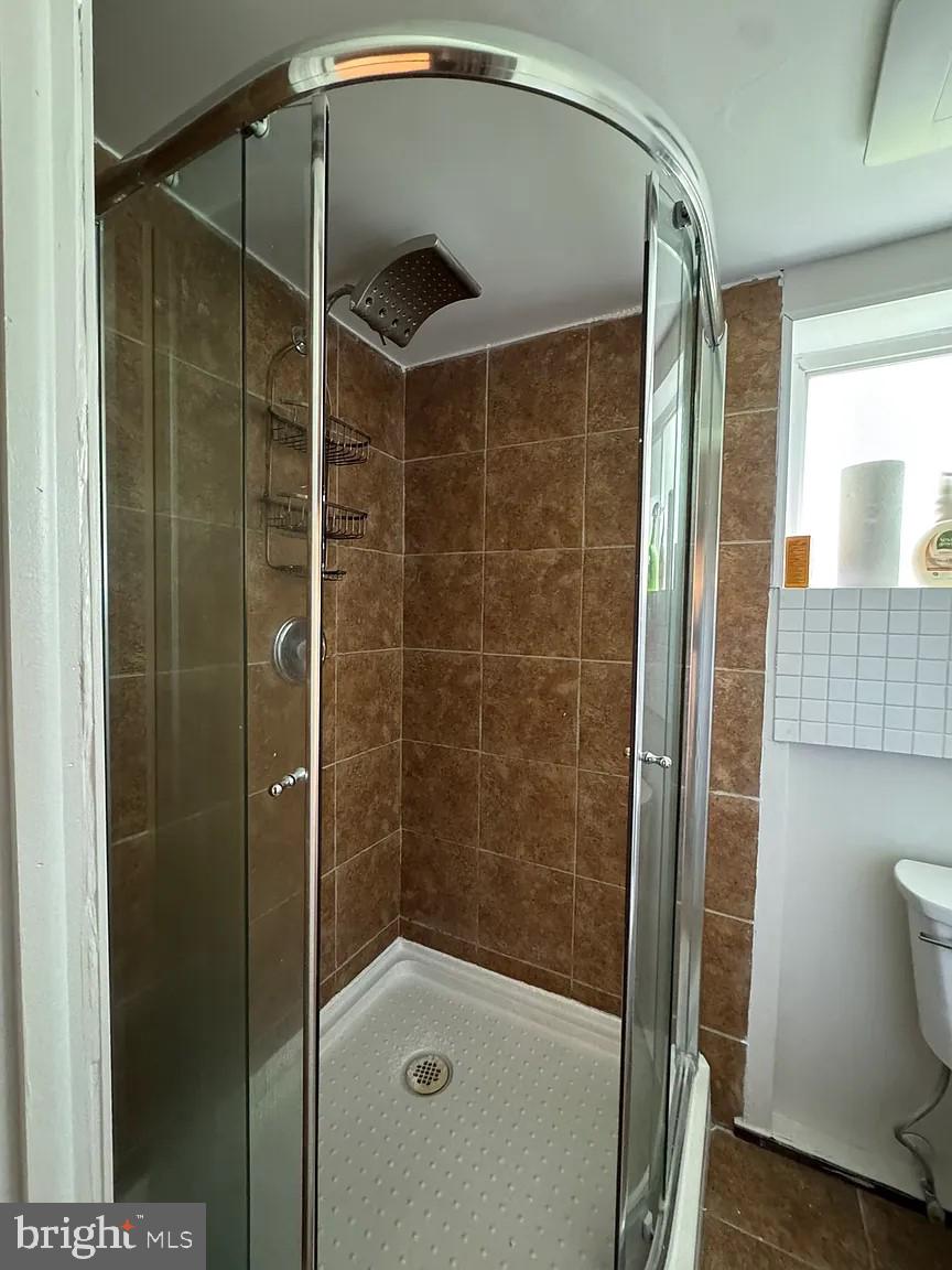 BROYHILL PARK - Residential