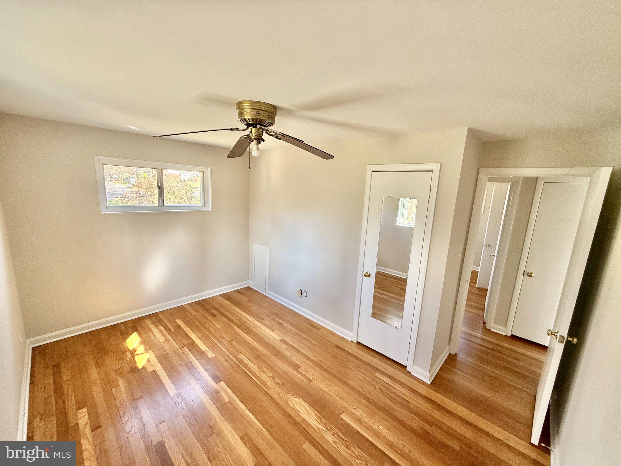 BROYHILL PARK - Residential