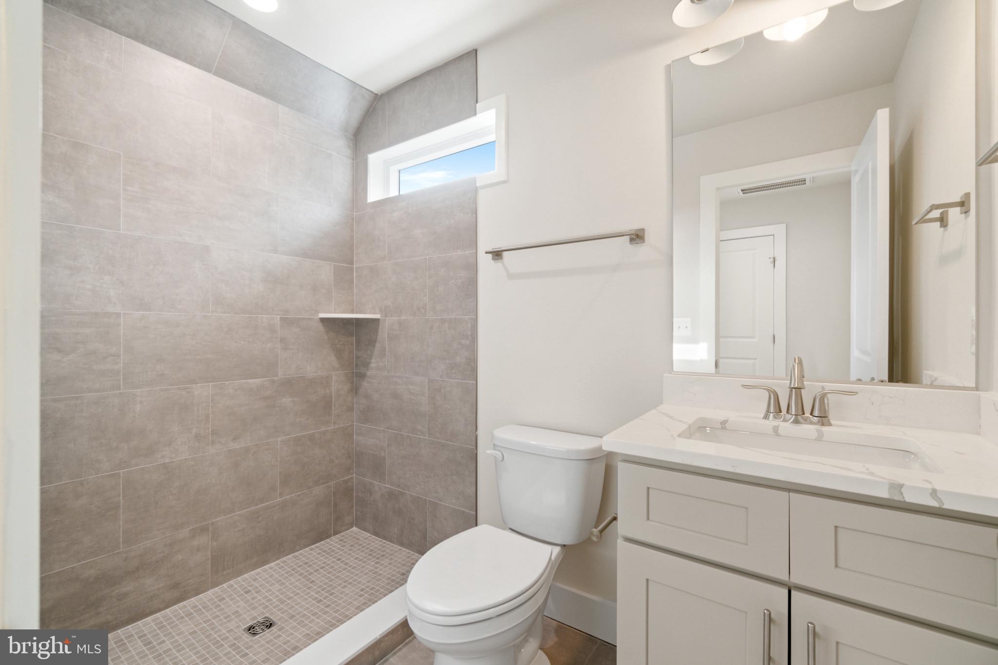 AVALON SHORES - Residential