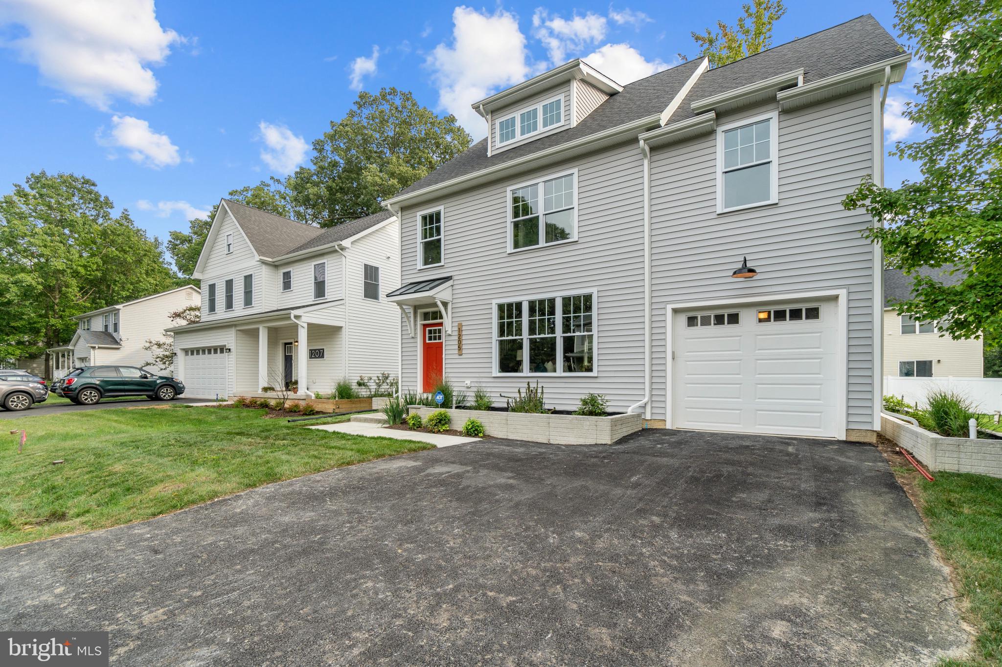 AVALON SHORES - Residential