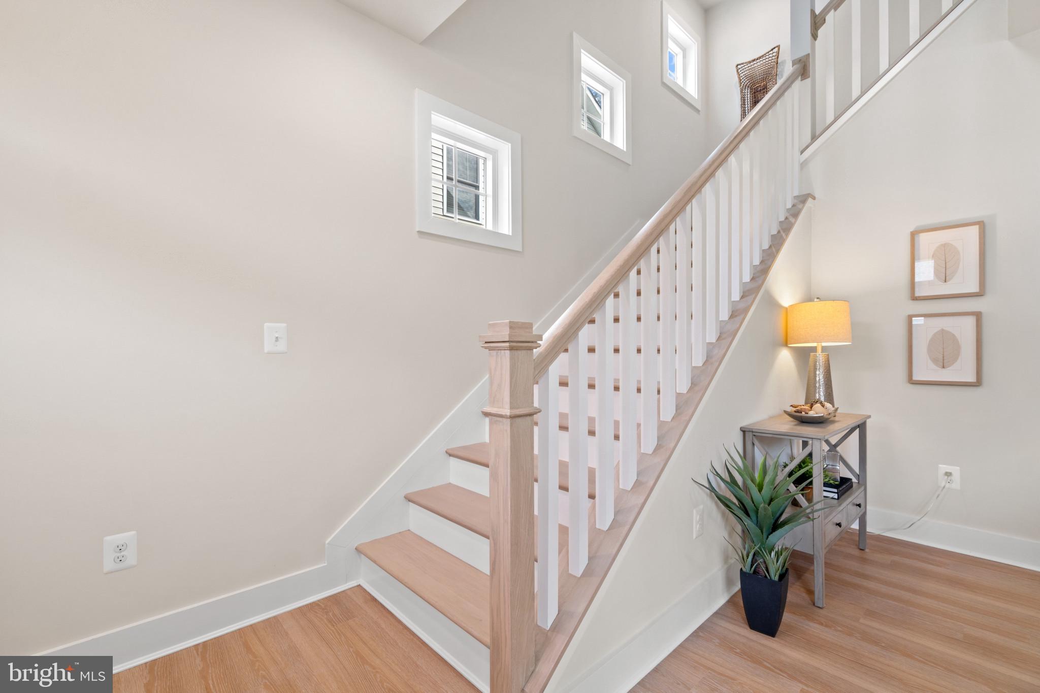 AVALON SHORES - Residential