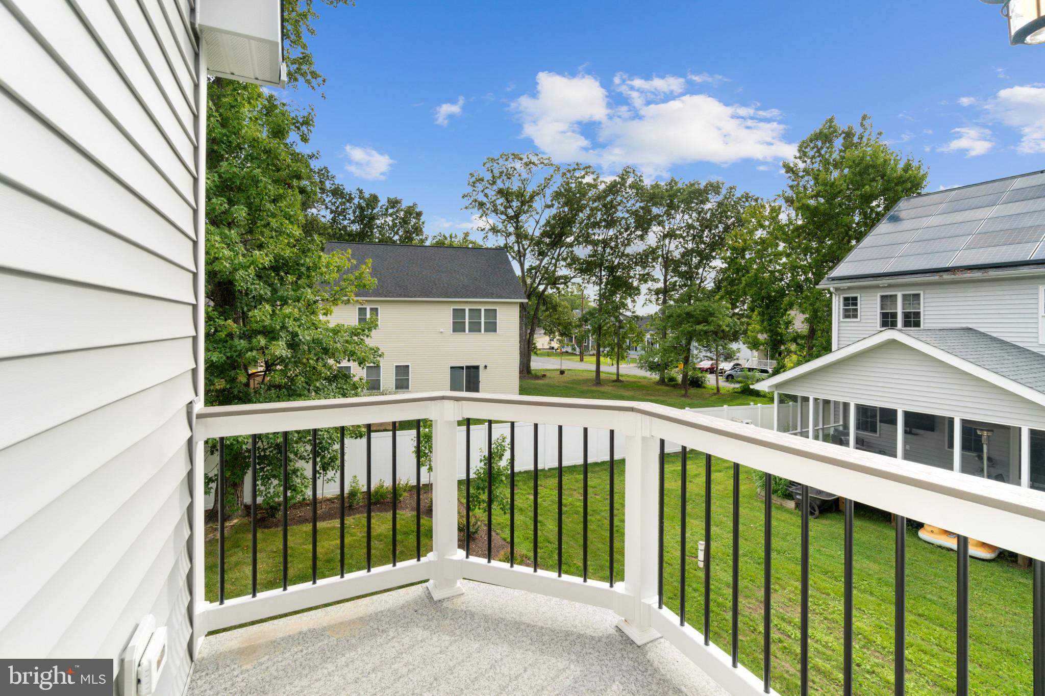 AVALON SHORES - Residential