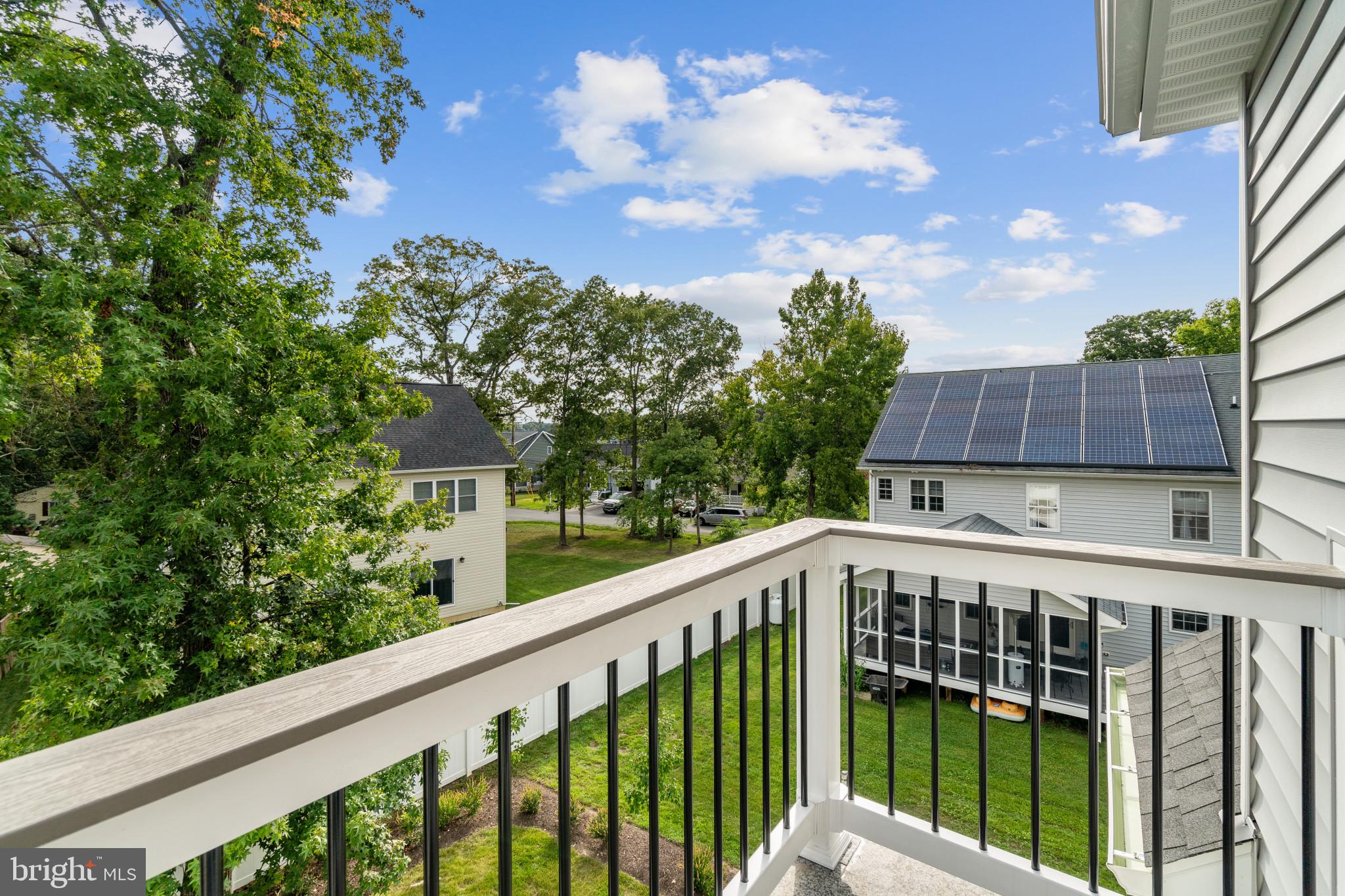 AVALON SHORES - Residential