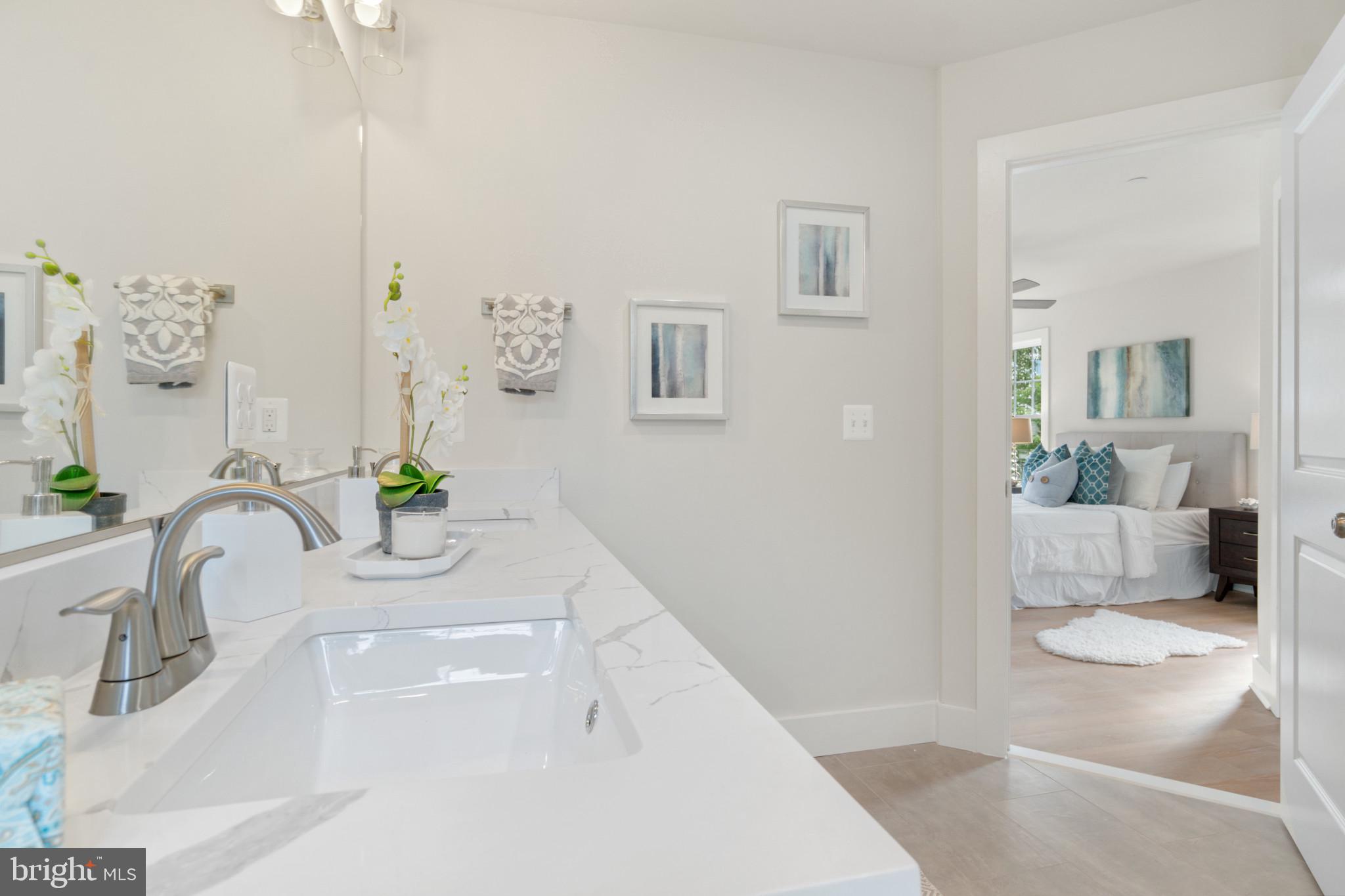 AVALON SHORES - Residential