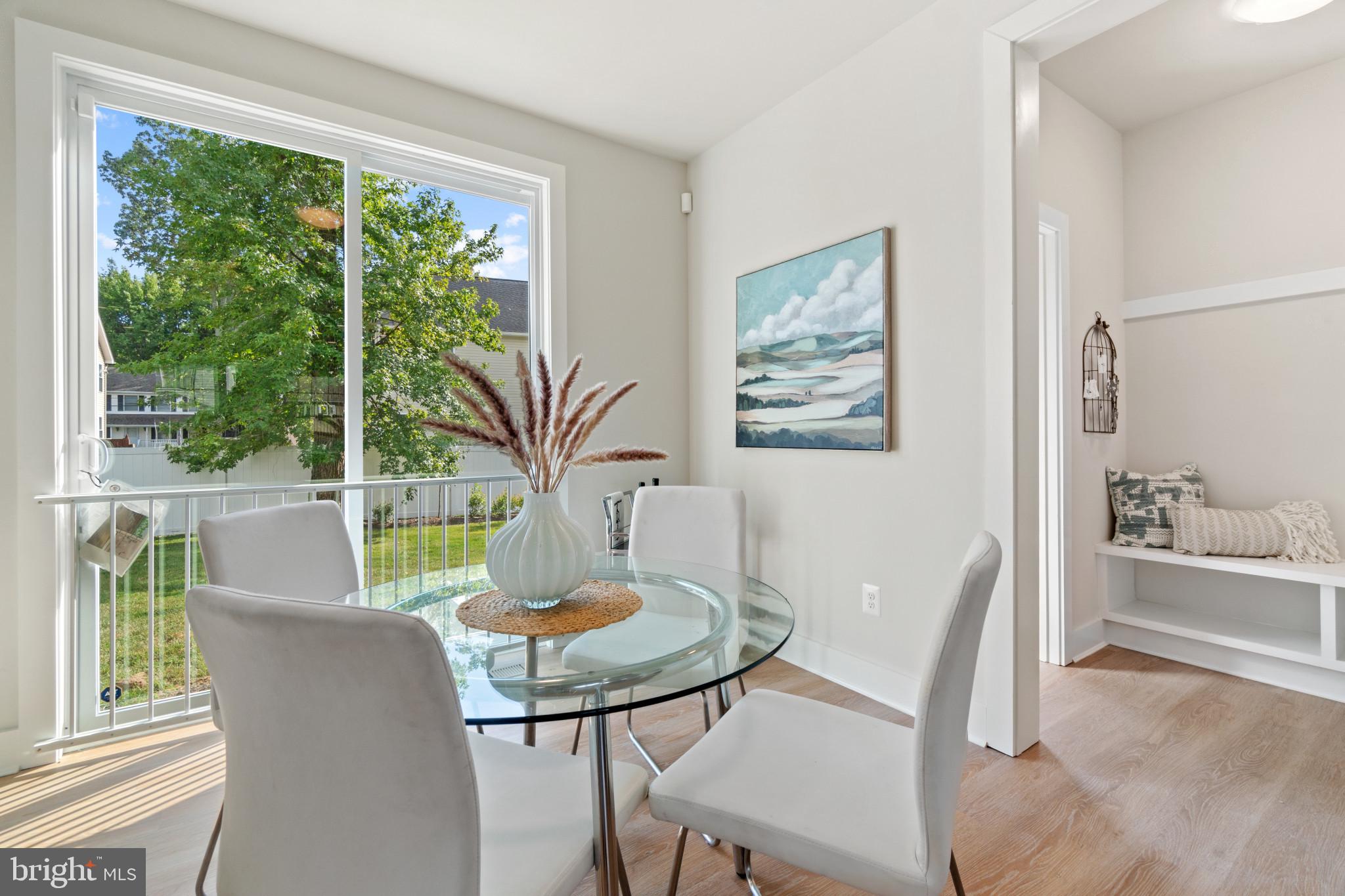 AVALON SHORES - Residential