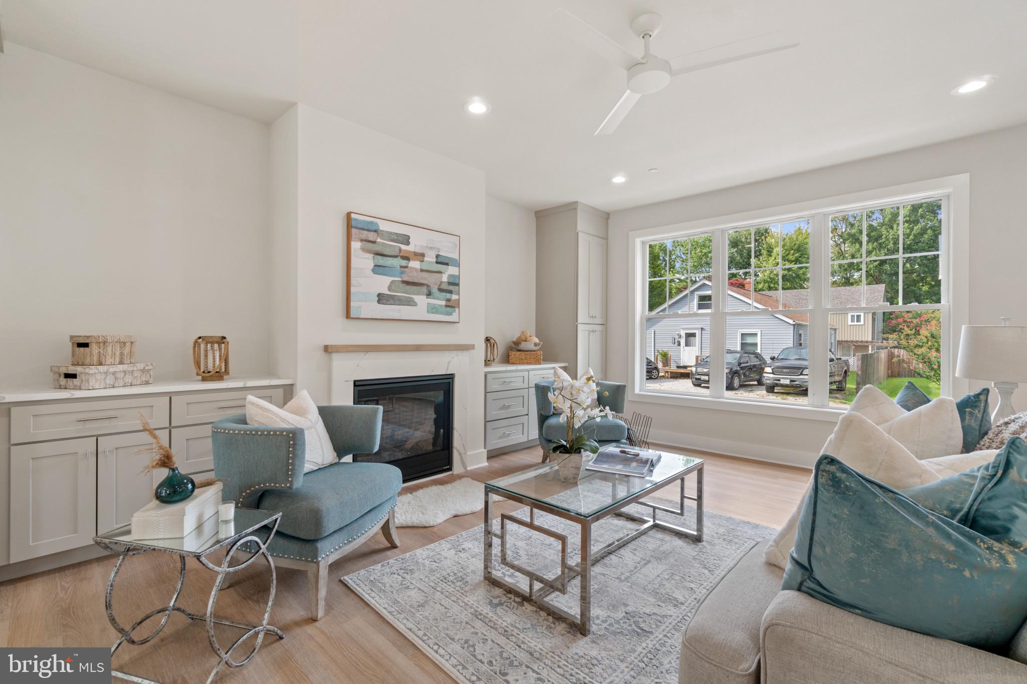 AVALON SHORES - Residential