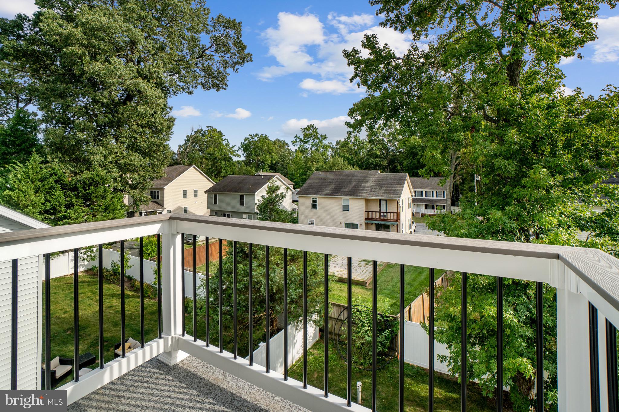 AVALON SHORES - Residential