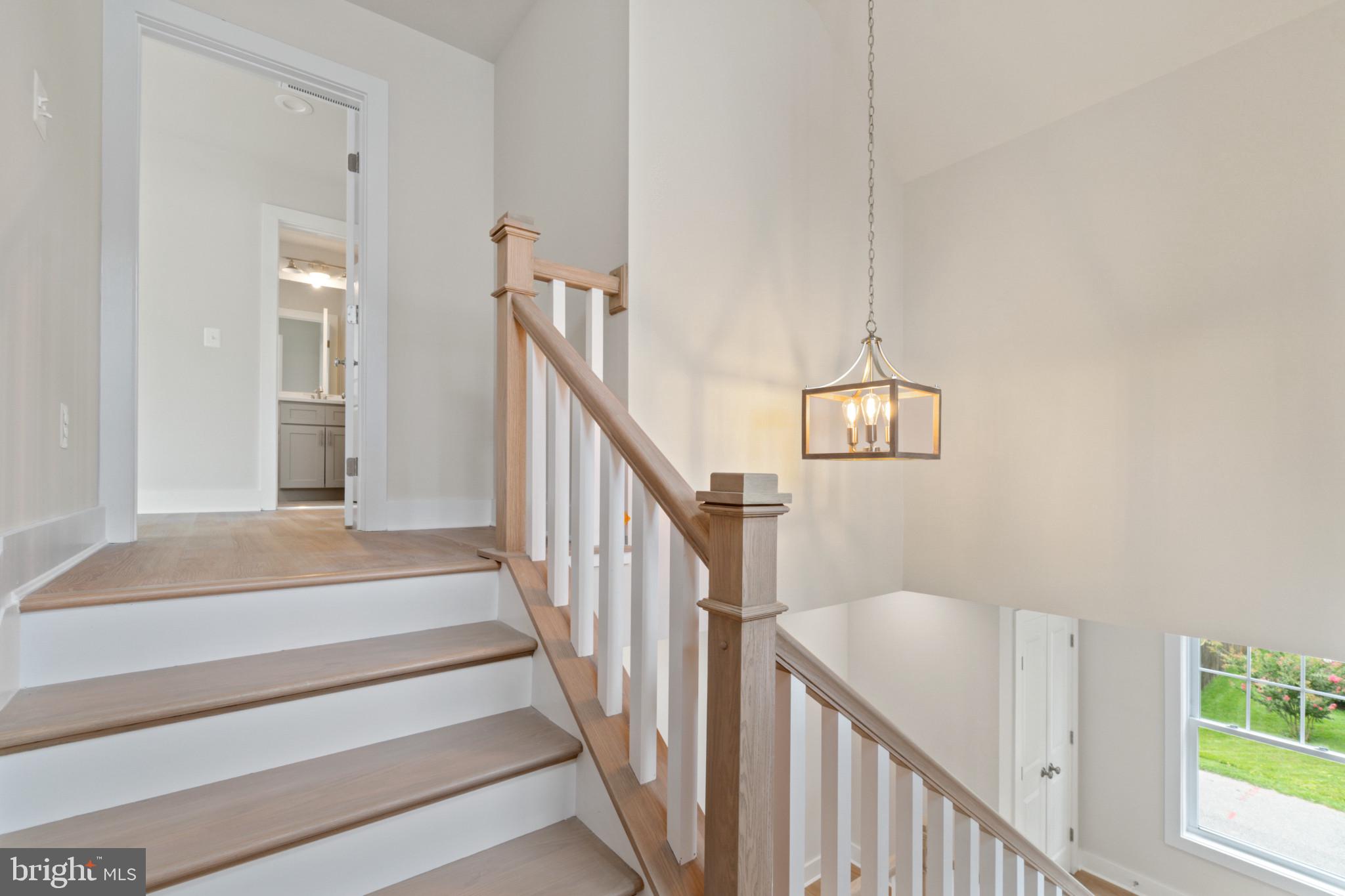 AVALON SHORES - Residential