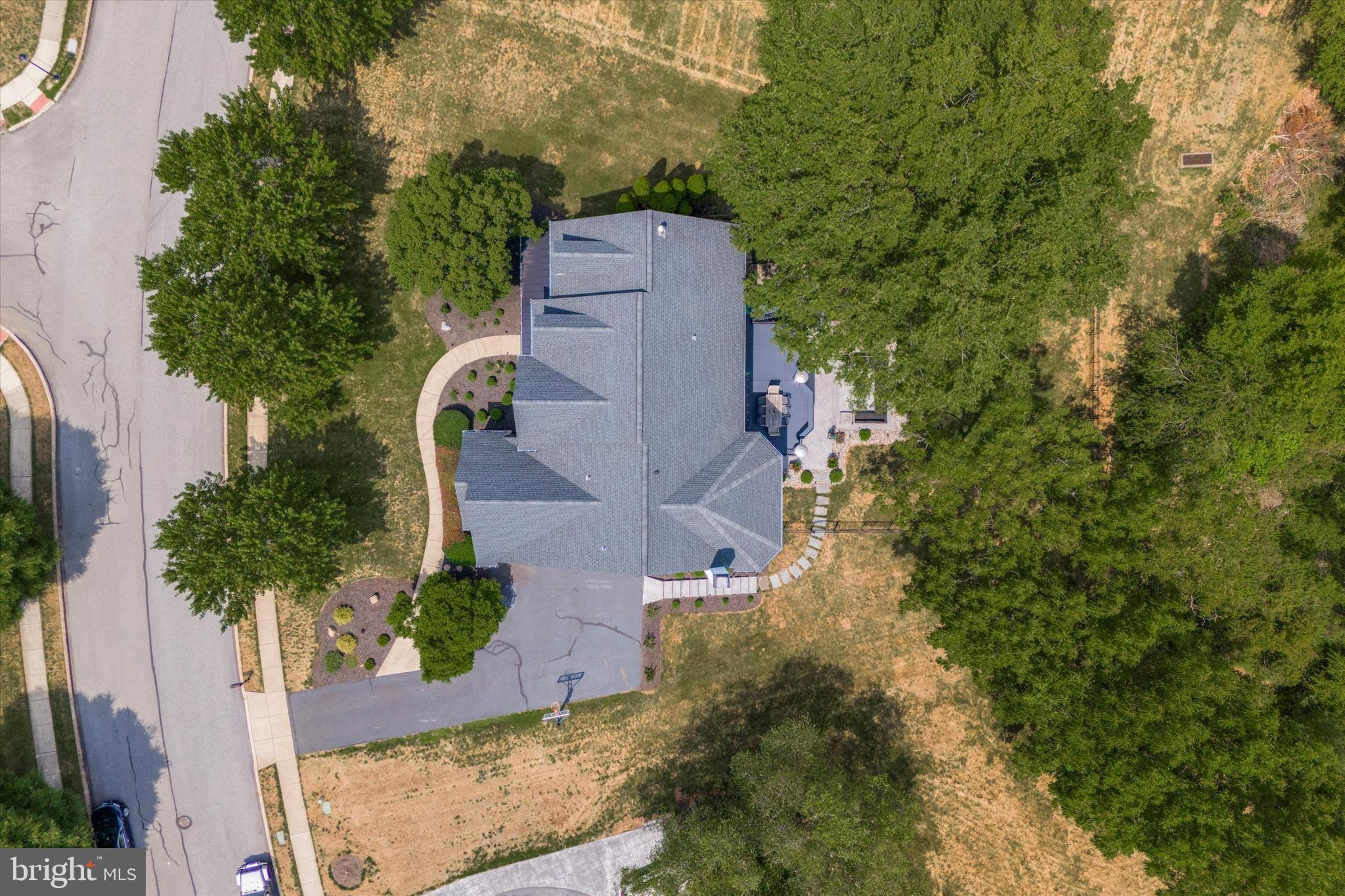 ESTSATFARAWAYFARMS - Residential