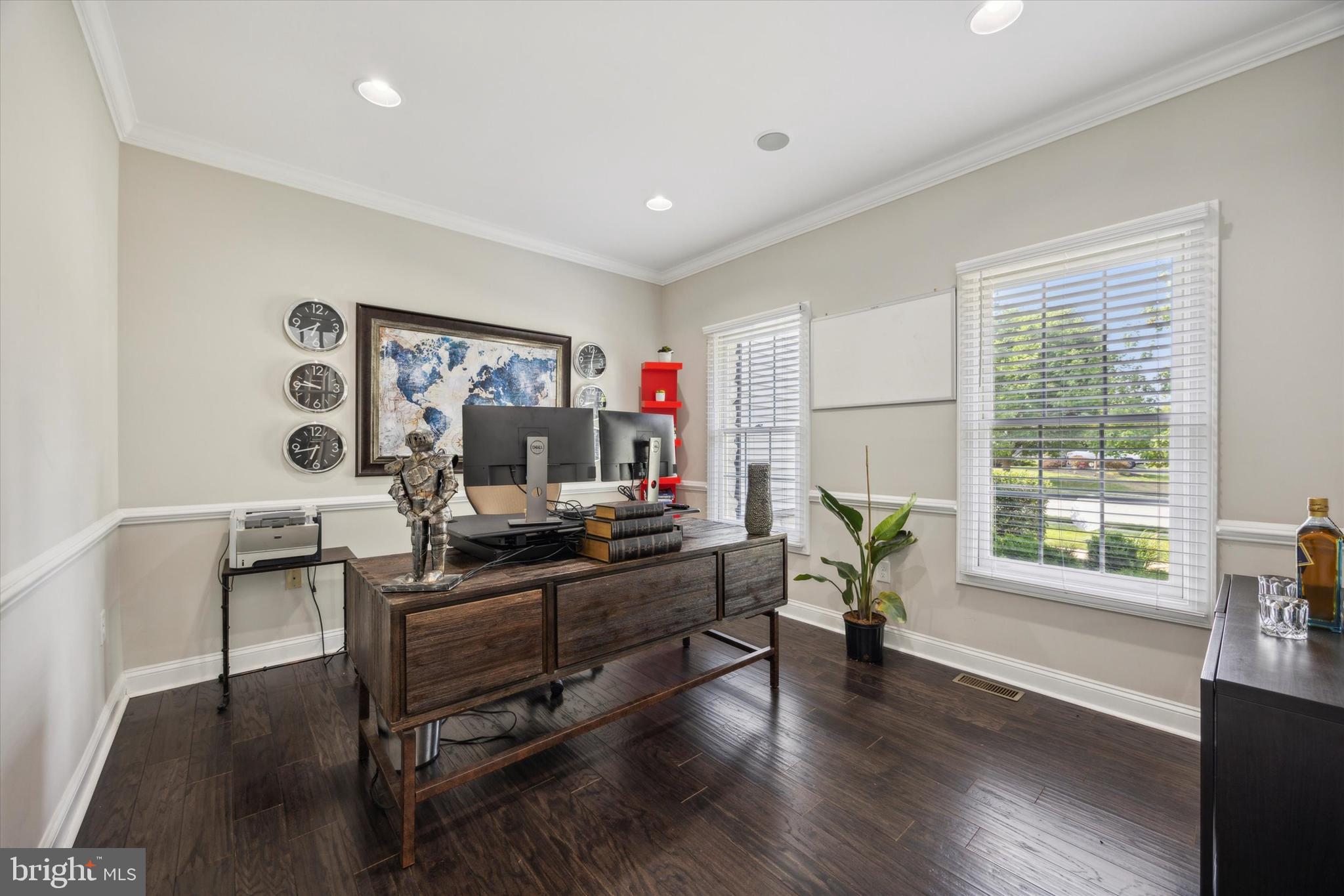 ESTSATFARAWAYFARMS - Residential