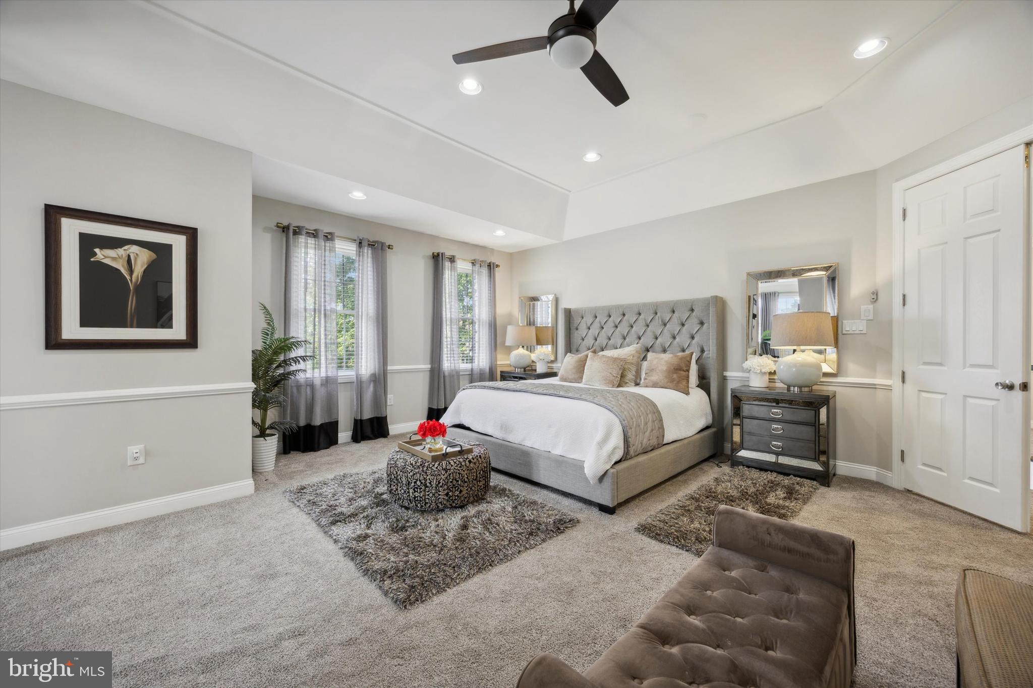 ESTSATFARAWAYFARMS - Residential