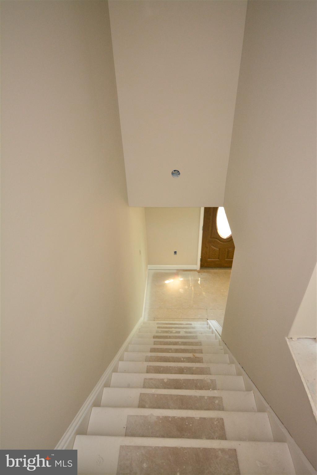 LOWER VALLEY - Residential