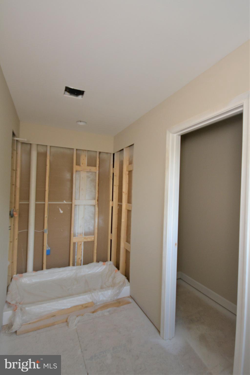 LOWER VALLEY - Residential