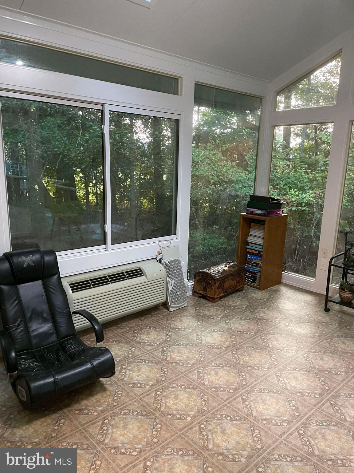 ST JAMES SUBD - Residential