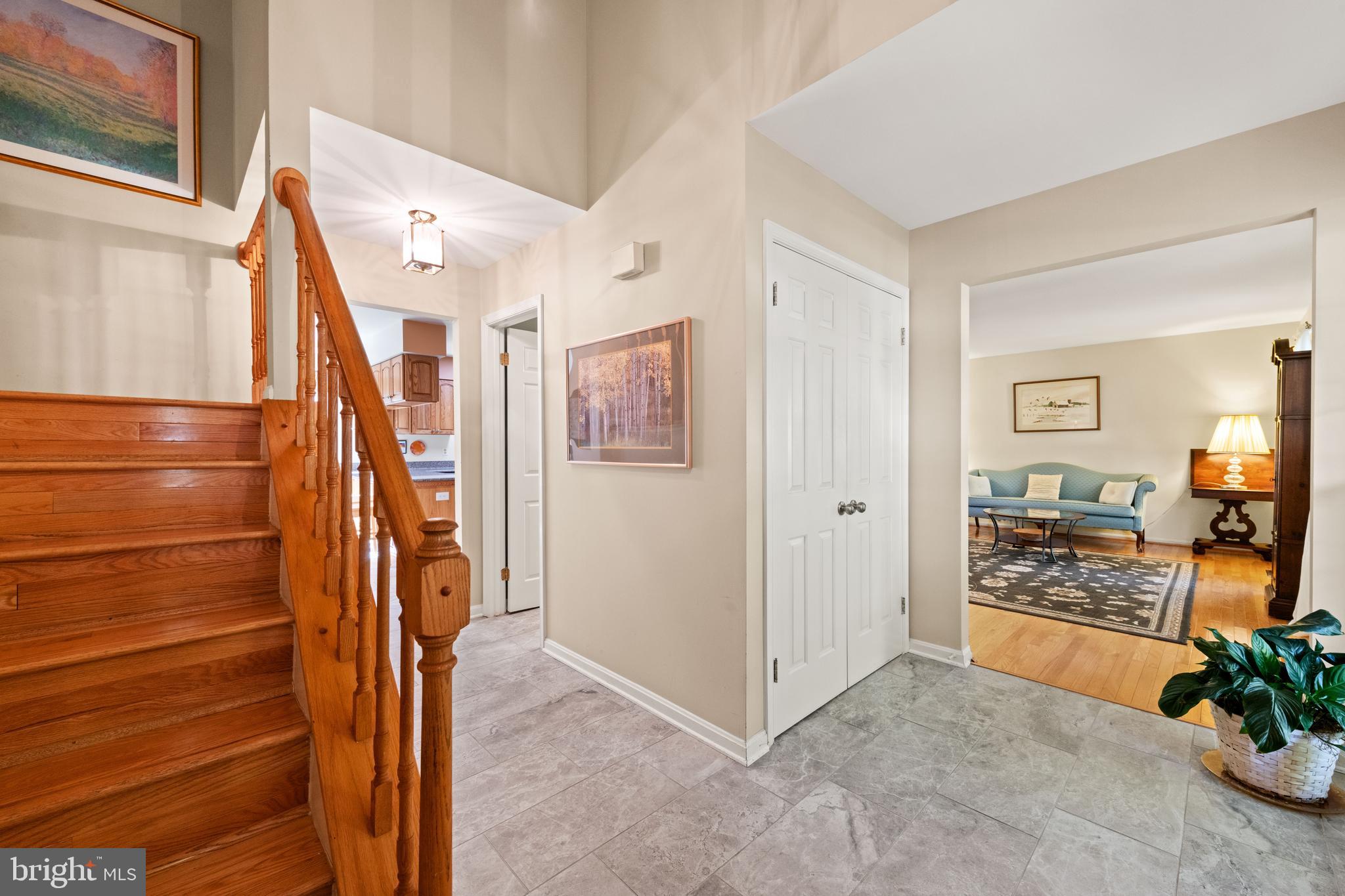15407 PINE TREE COURT