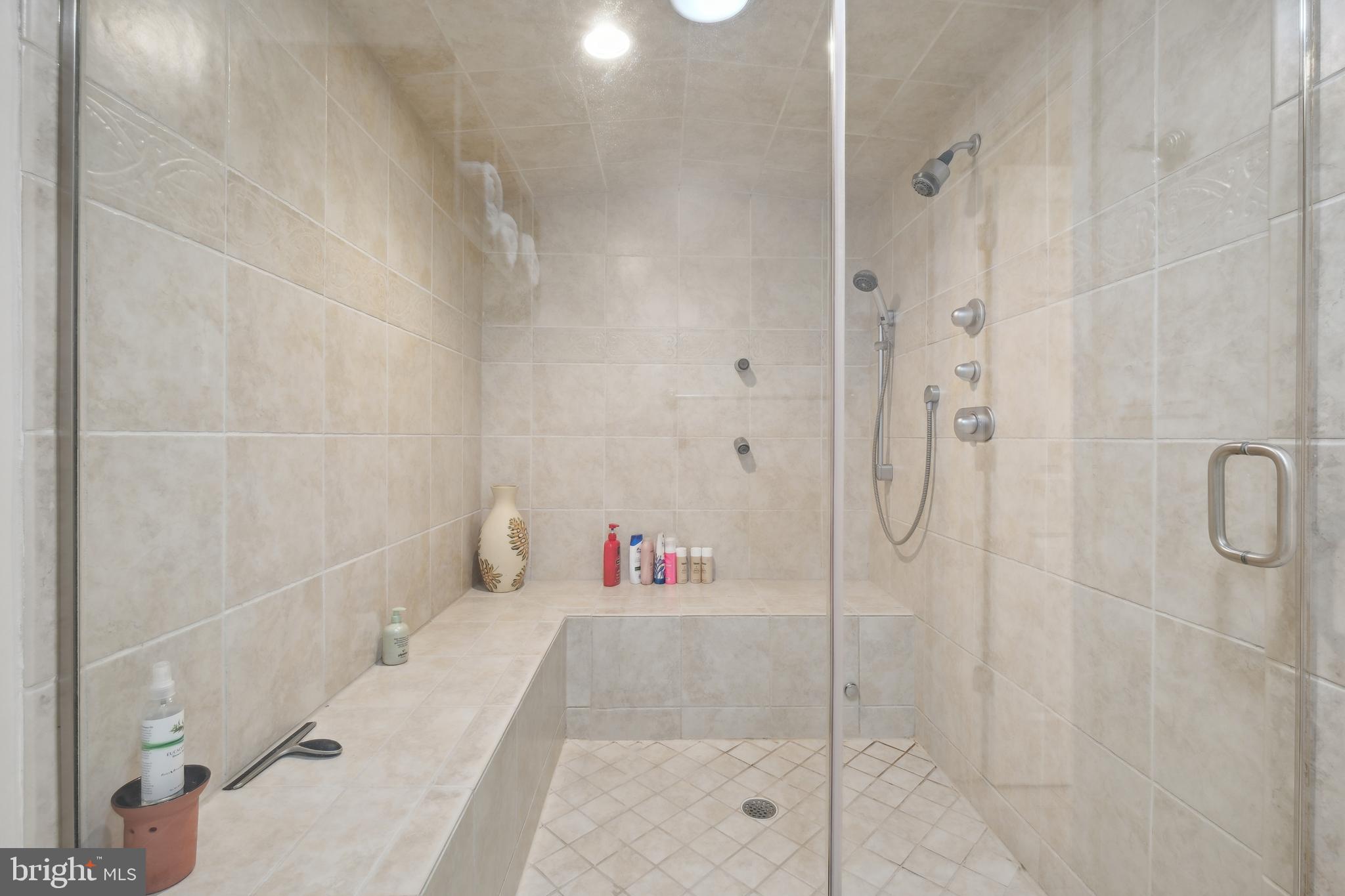 WILLERBURN ACRES - Residential