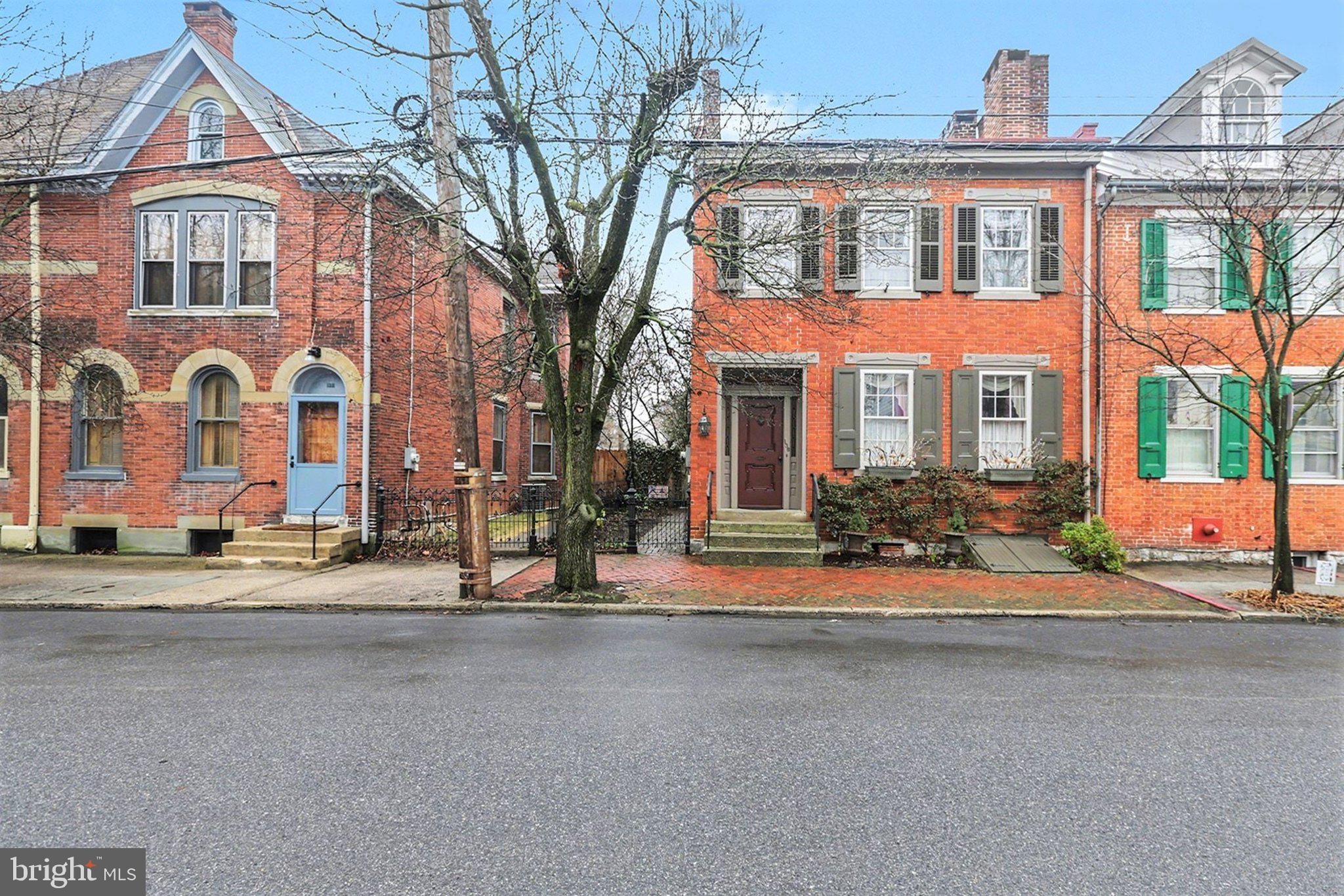 CARLISLE HISTORIC DISTRICT - Residential