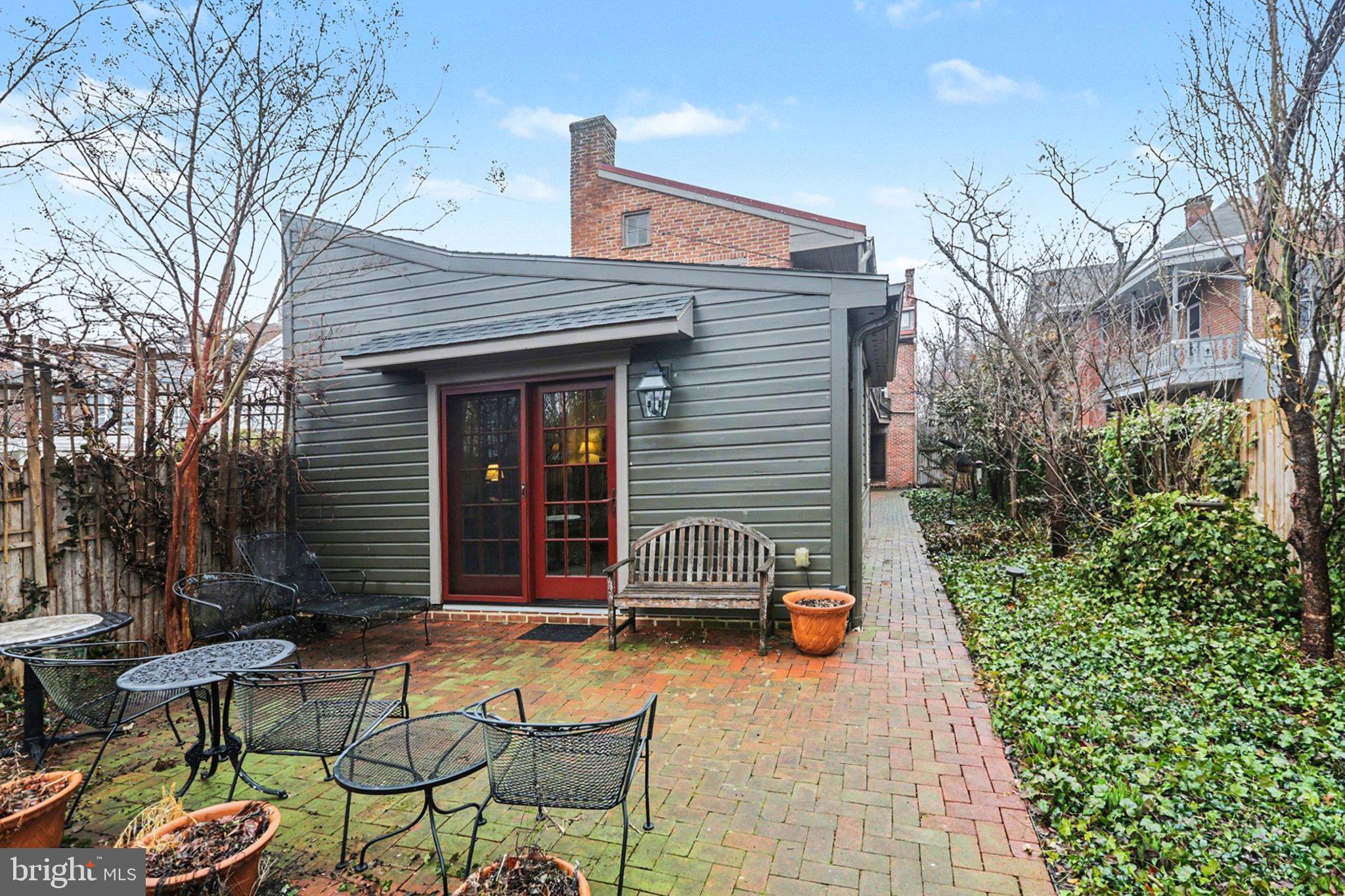 CARLISLE HISTORIC DISTRICT - Residential