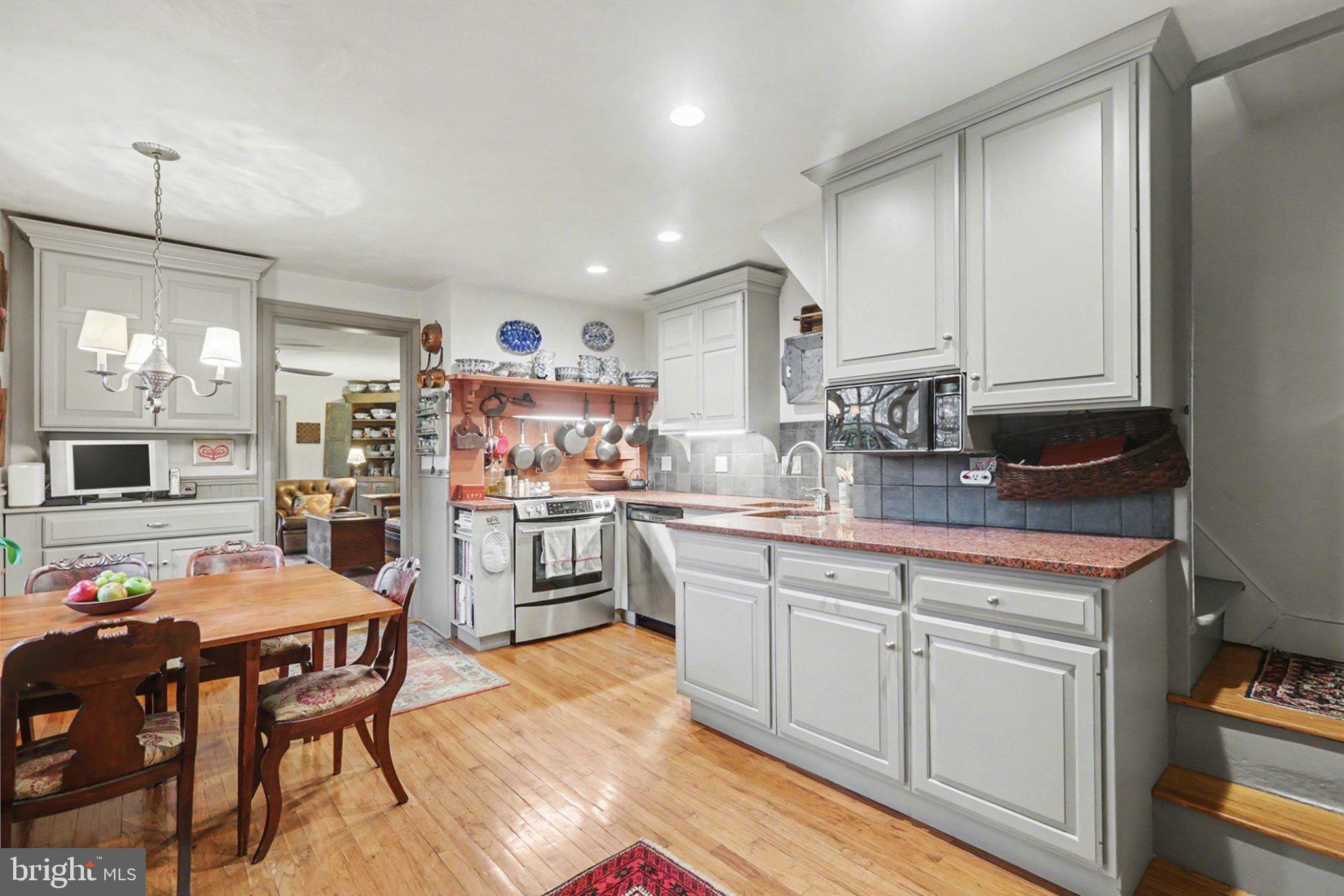 CARLISLE HISTORIC DISTRICT - Residential